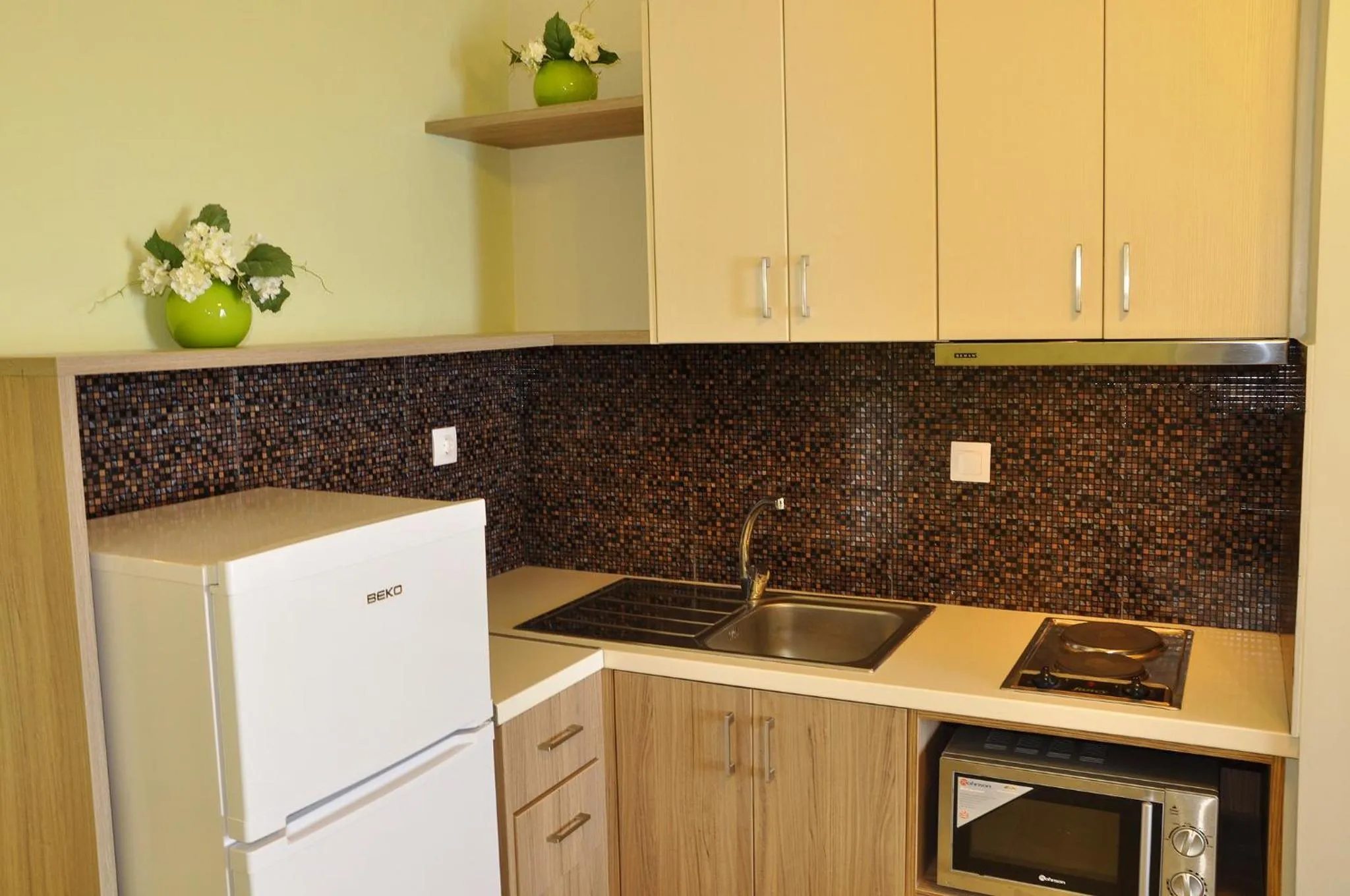Kitchen or kitchenette in Mazis Apartments