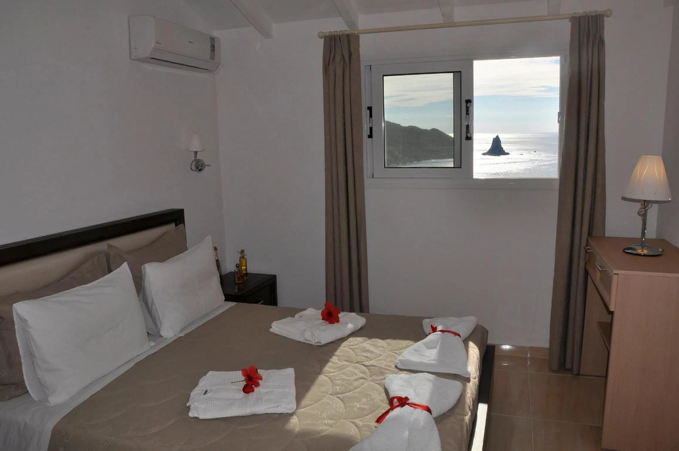 Bedroom in Mazis Apartments