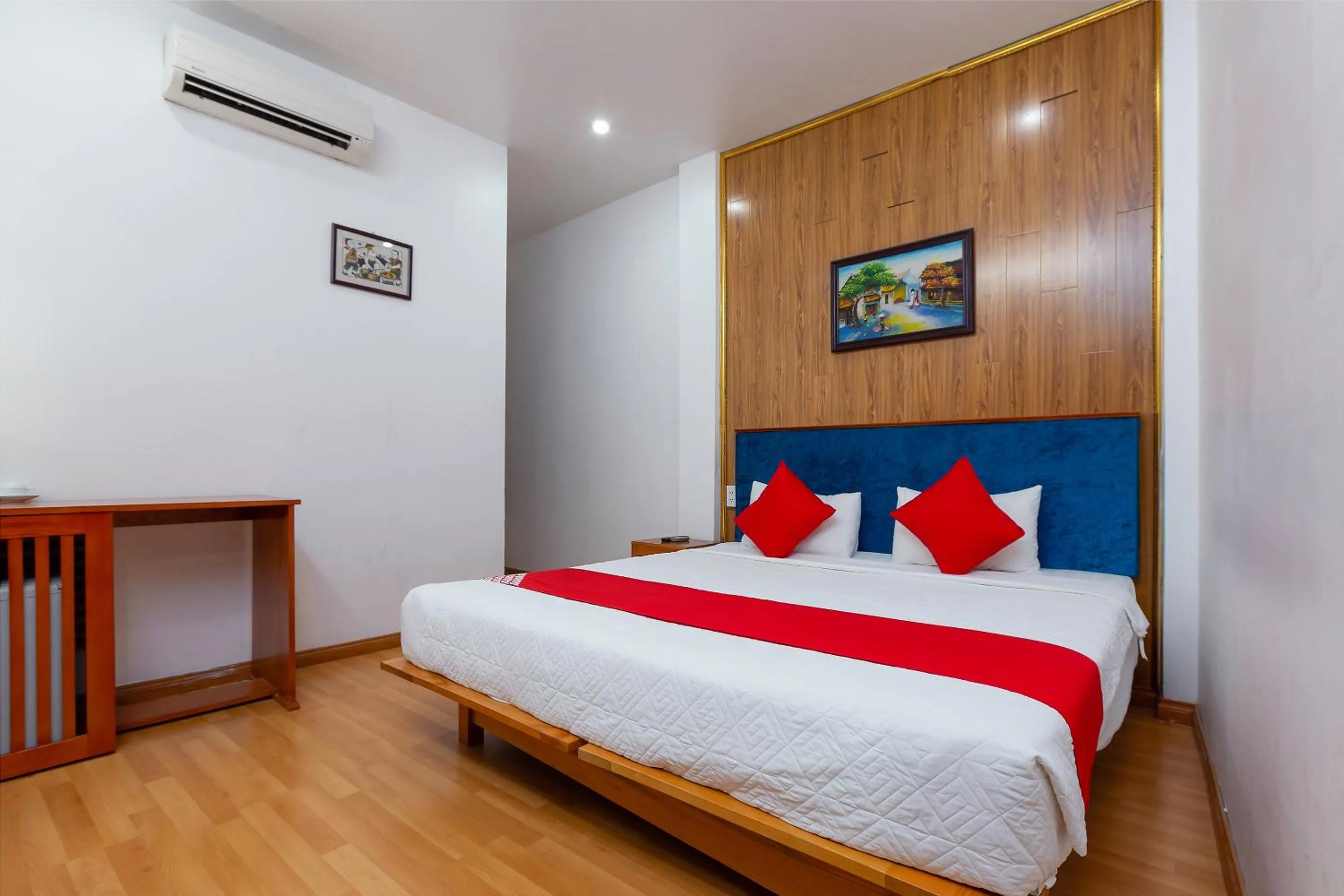 Photo of the whole room, Bed in Little Hanoi Hostel