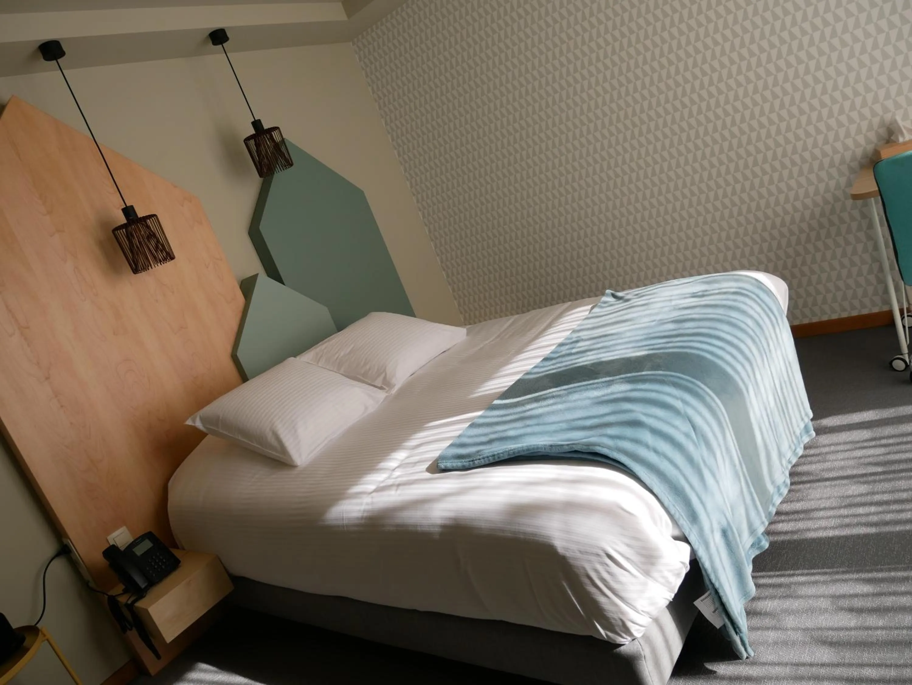 Bedroom, Bed in La Libellule