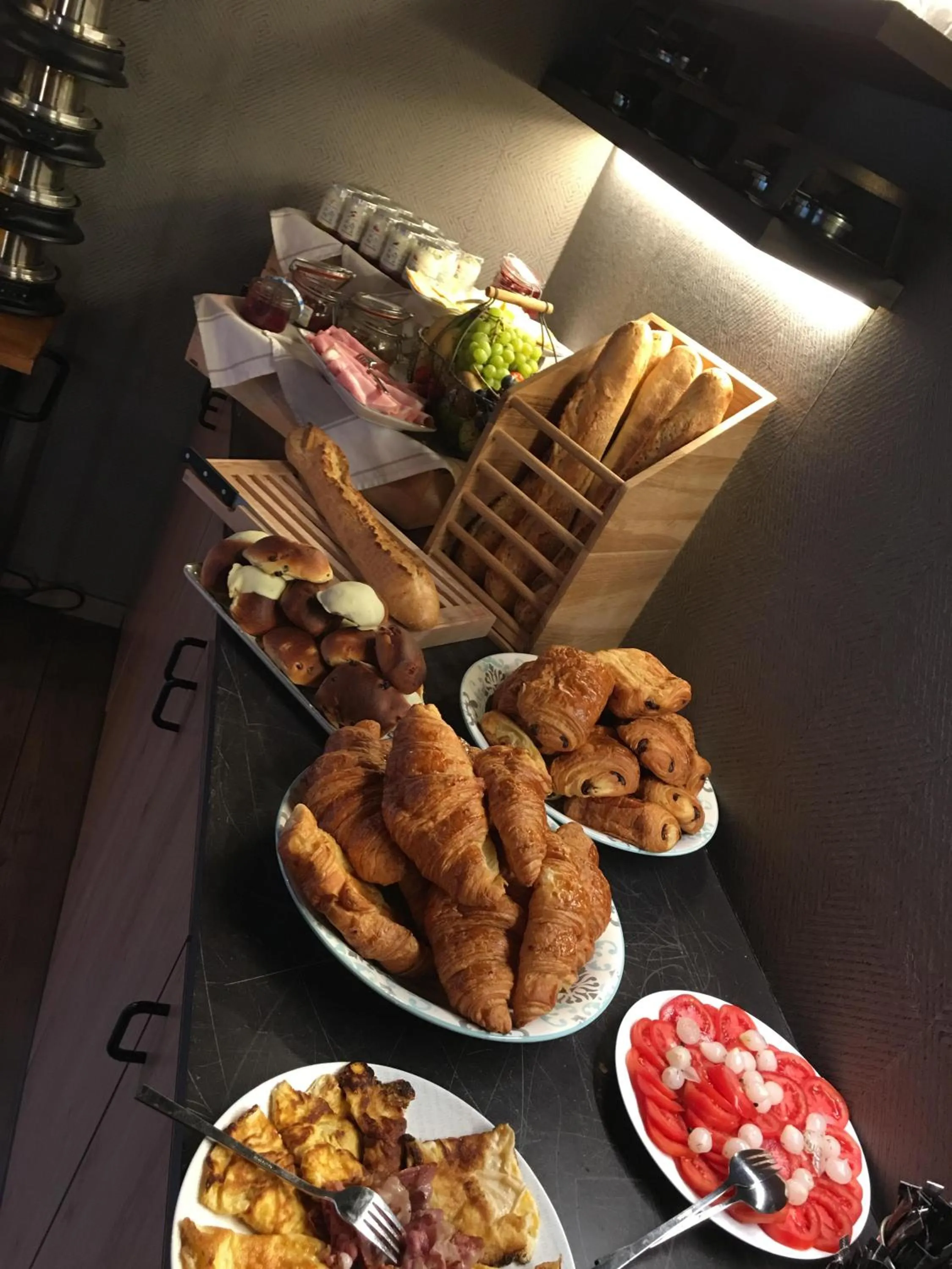 Breakfast in La Libellule