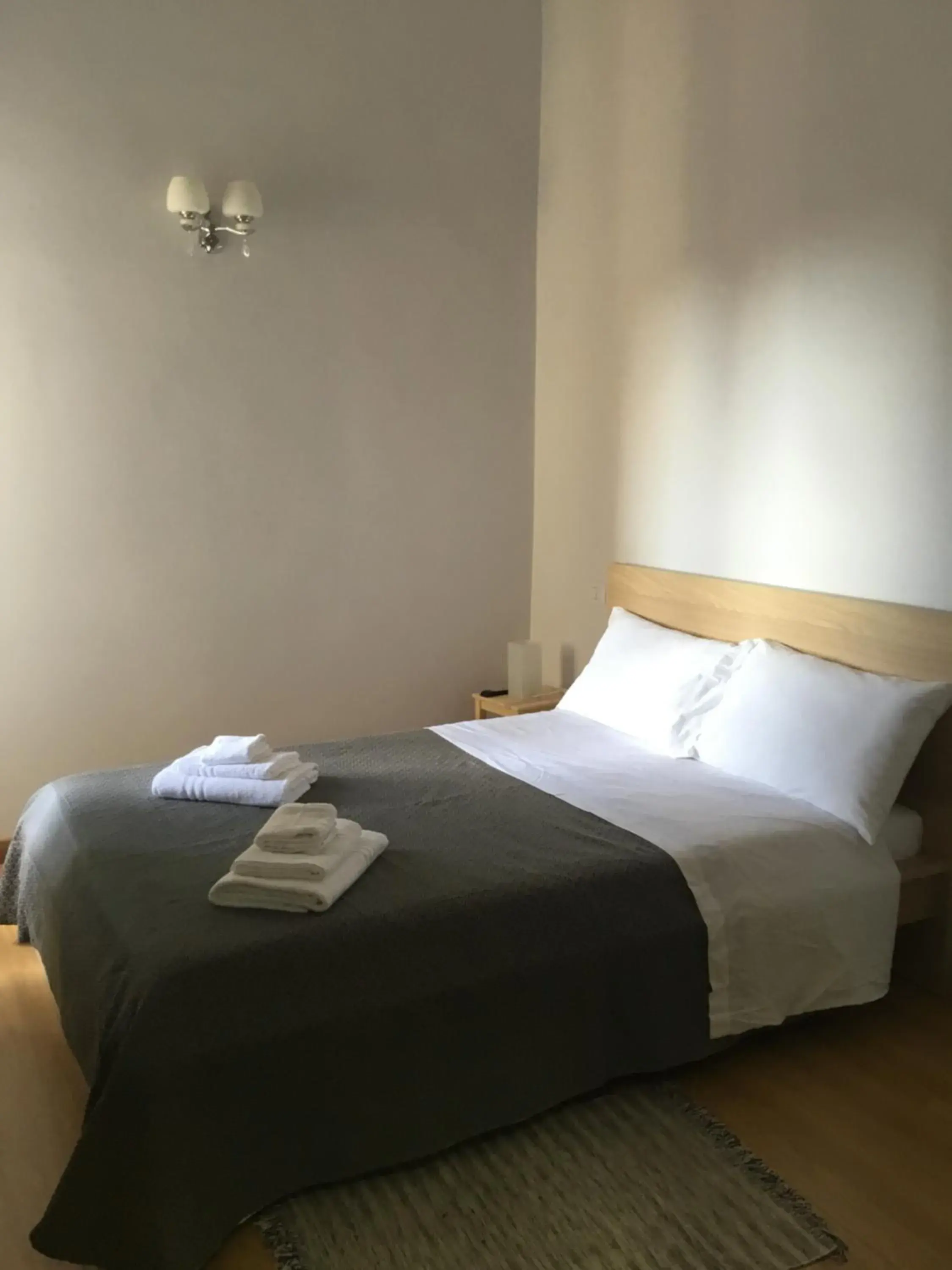 Small Double Room in Duca di Cavour Small Double Room in Duca di Cavour