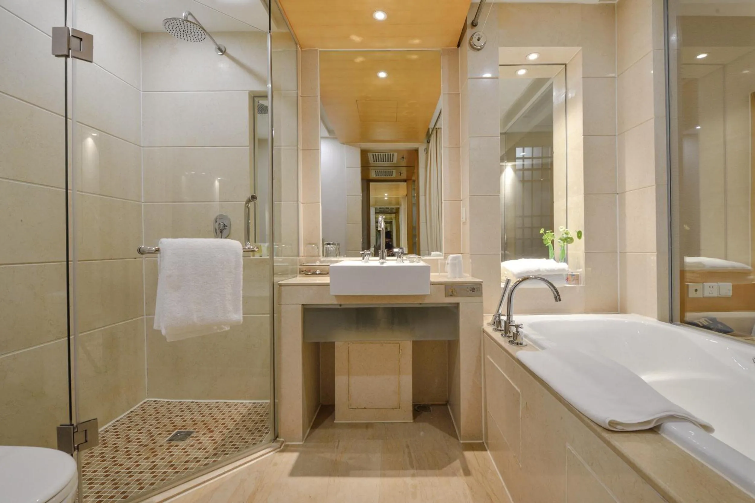 Bathroom in Bayshore Hotel Dalian