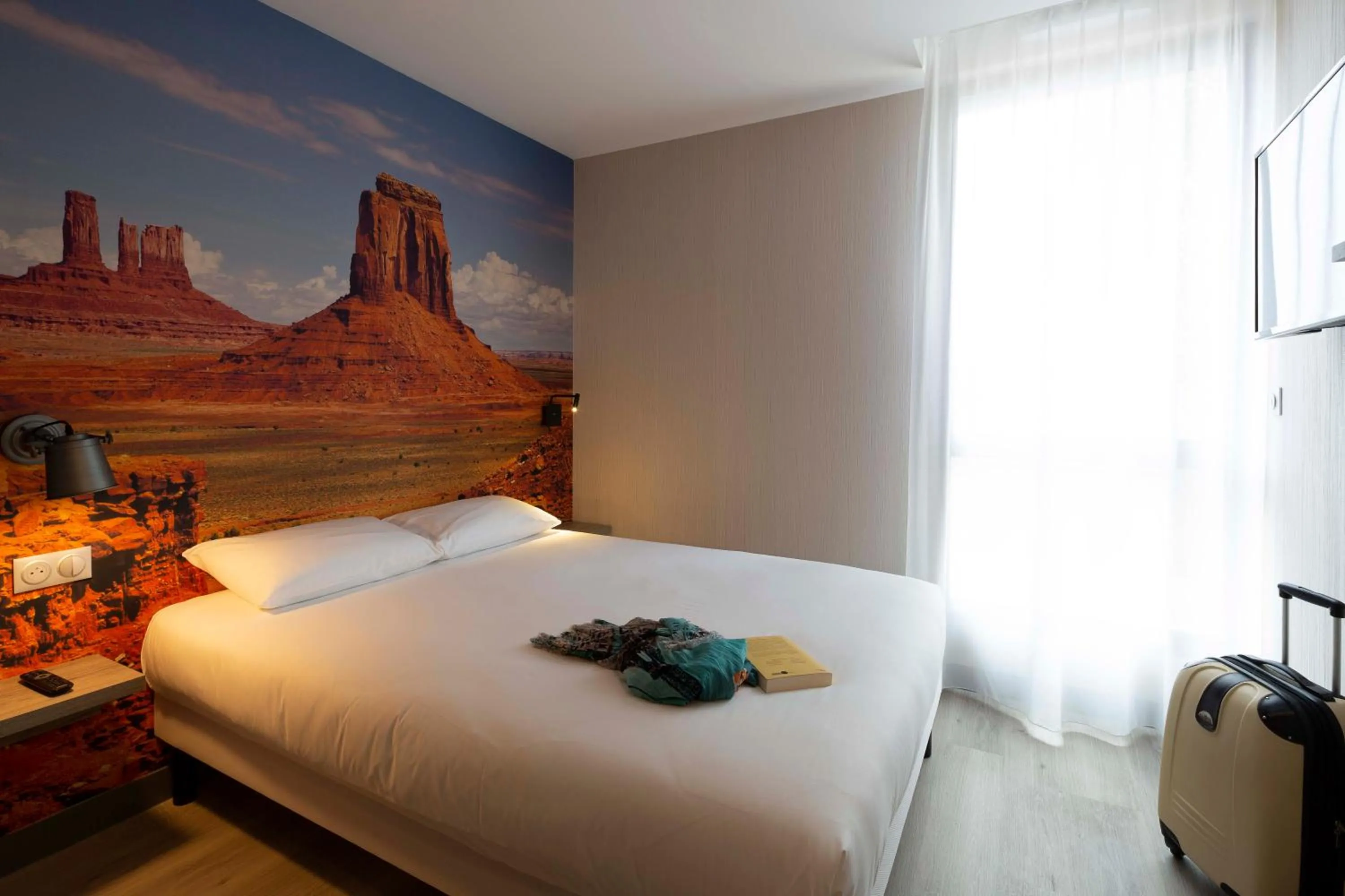 Bedroom, Bed in Break Hôtel