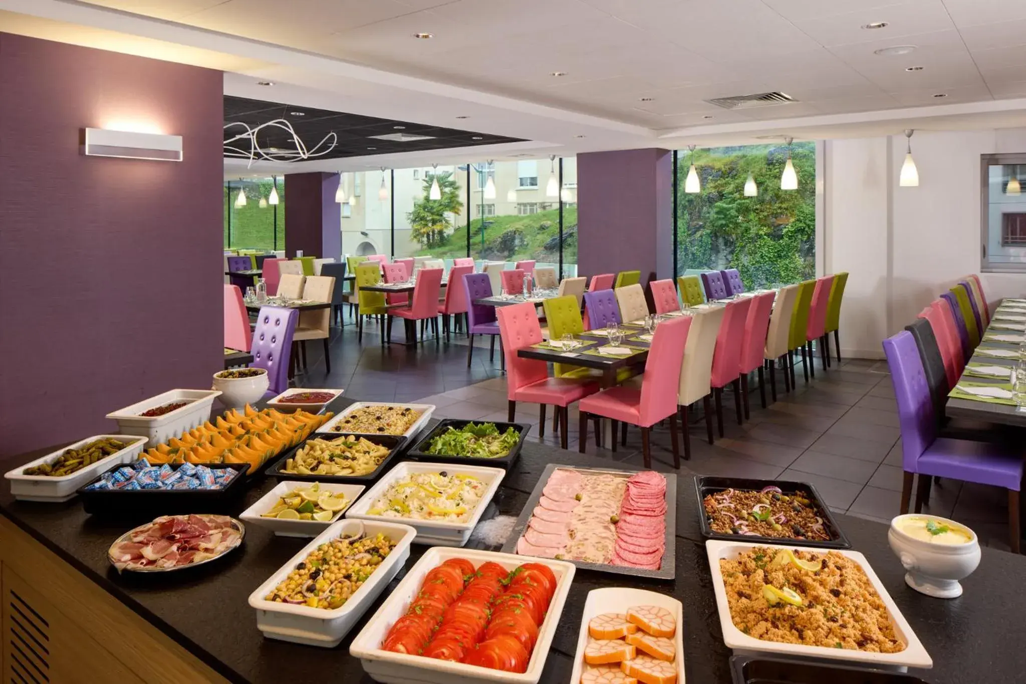 Restaurant/places to eat in Hôtel Astrid Restaurant/places to eat in Hôtel Astrid