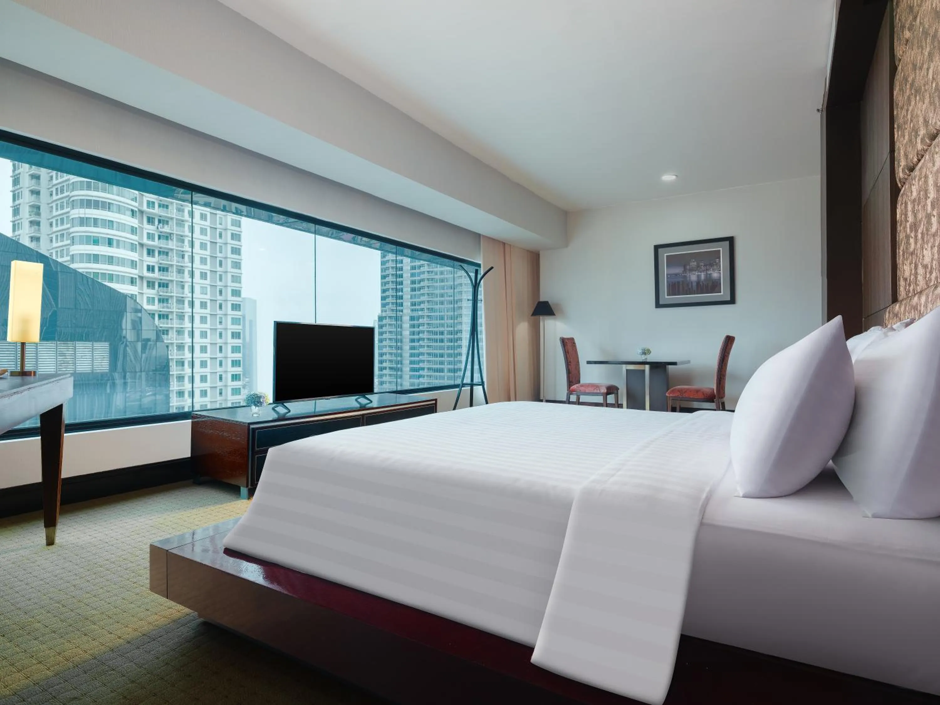 Bedroom, Bed in Manhattan Hotel Jakarta