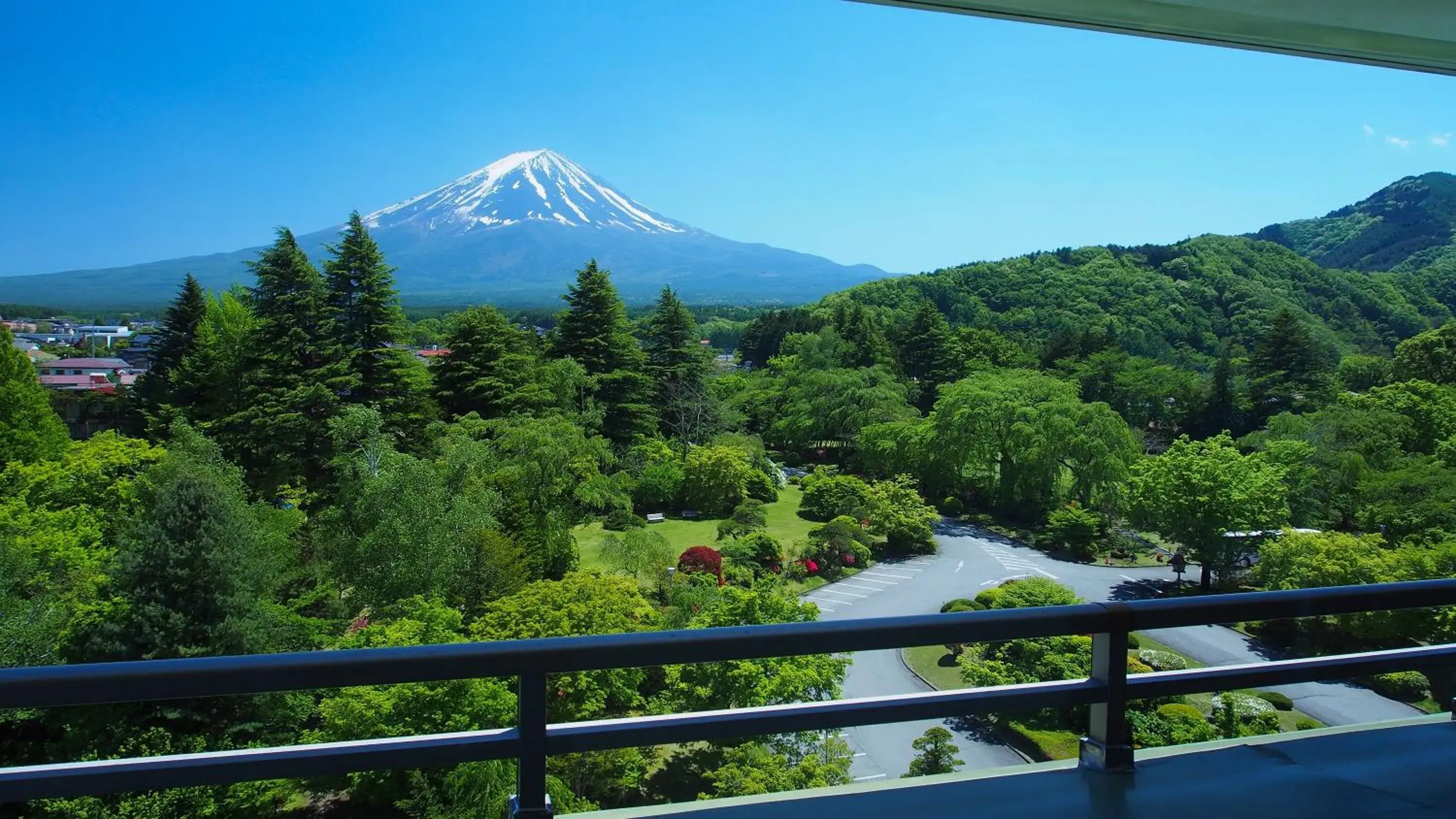 Day in Fuji View Hotel Day in Fuji View Hotel
