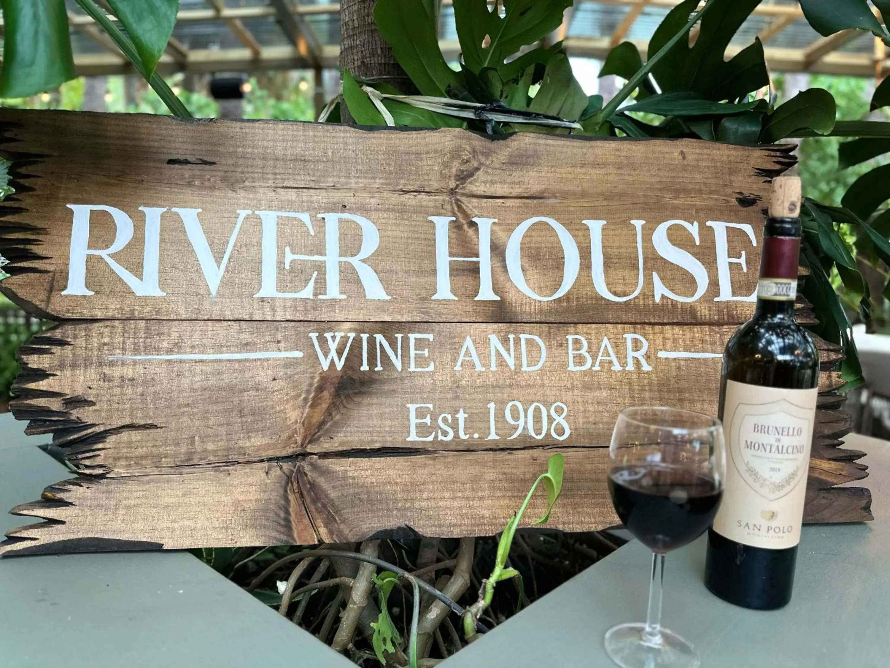 Restaurant/places to eat in Miami River Inn by Renzzi Restaurant/places to eat in Miami River Inn by Renzzi