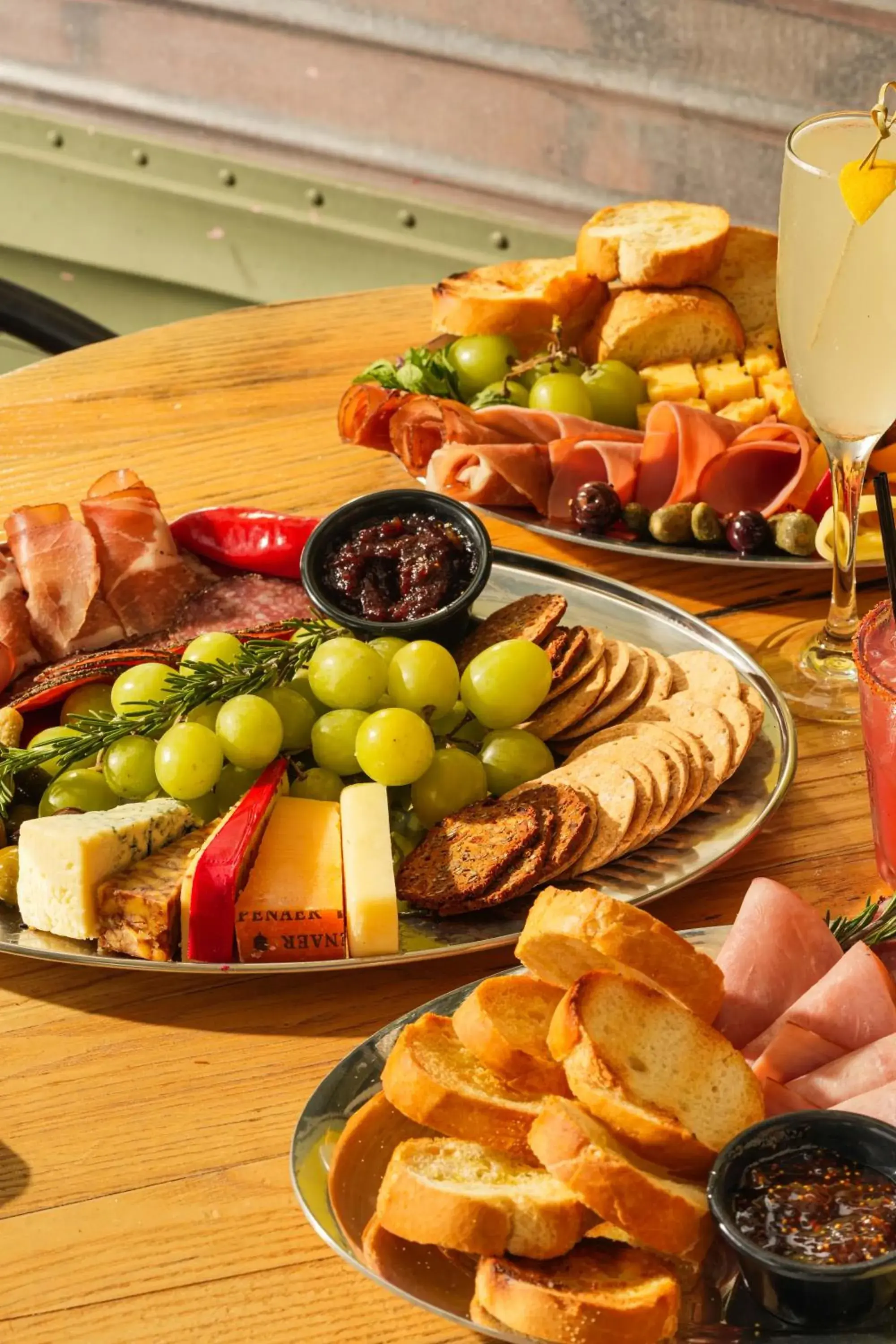 Restaurant/places to eat in Miami River Inn by Renzzi Restaurant/places to eat in Miami River Inn by Renzzi