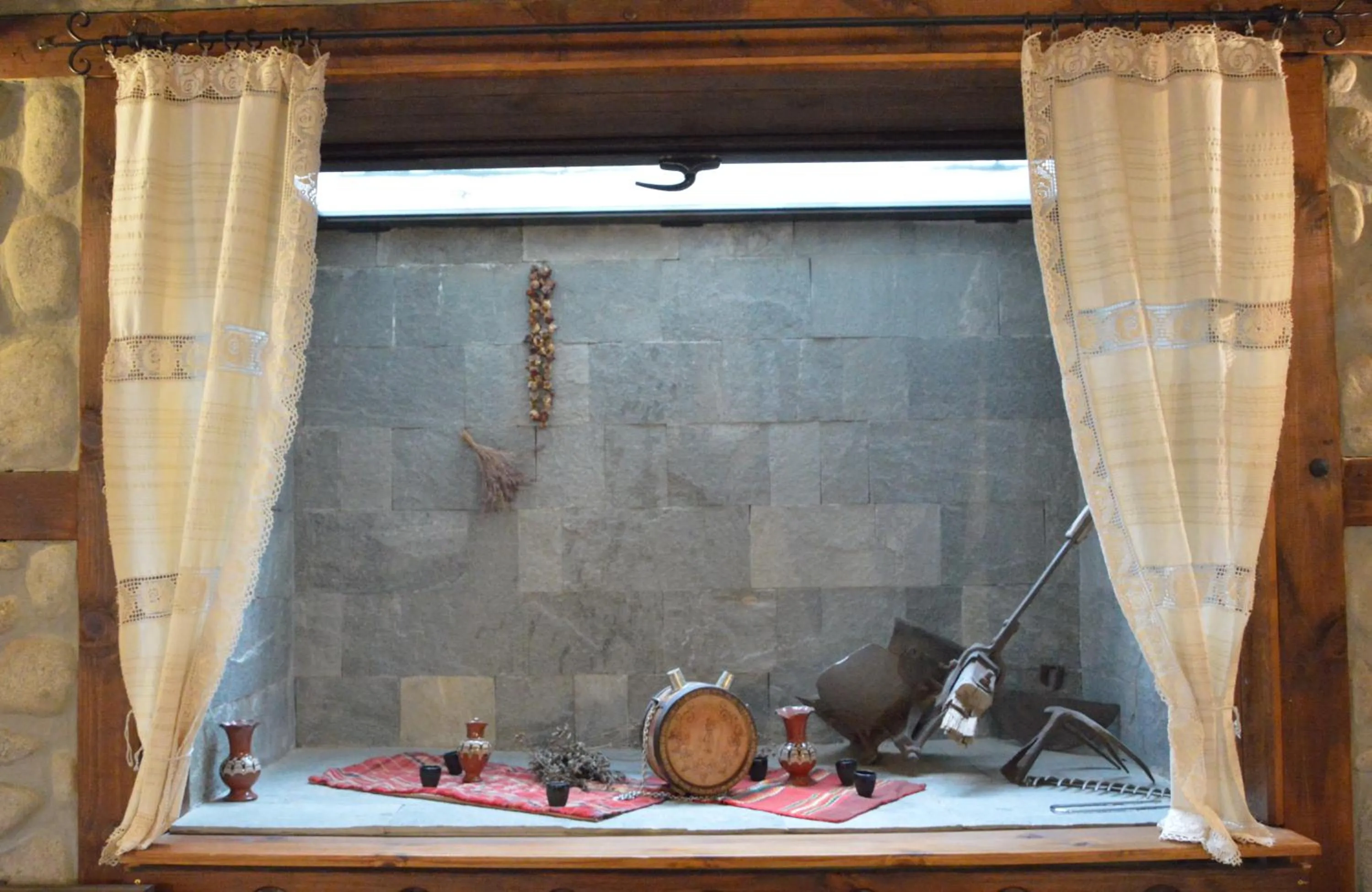 Restaurant/places to eat in Hotel Dumanov