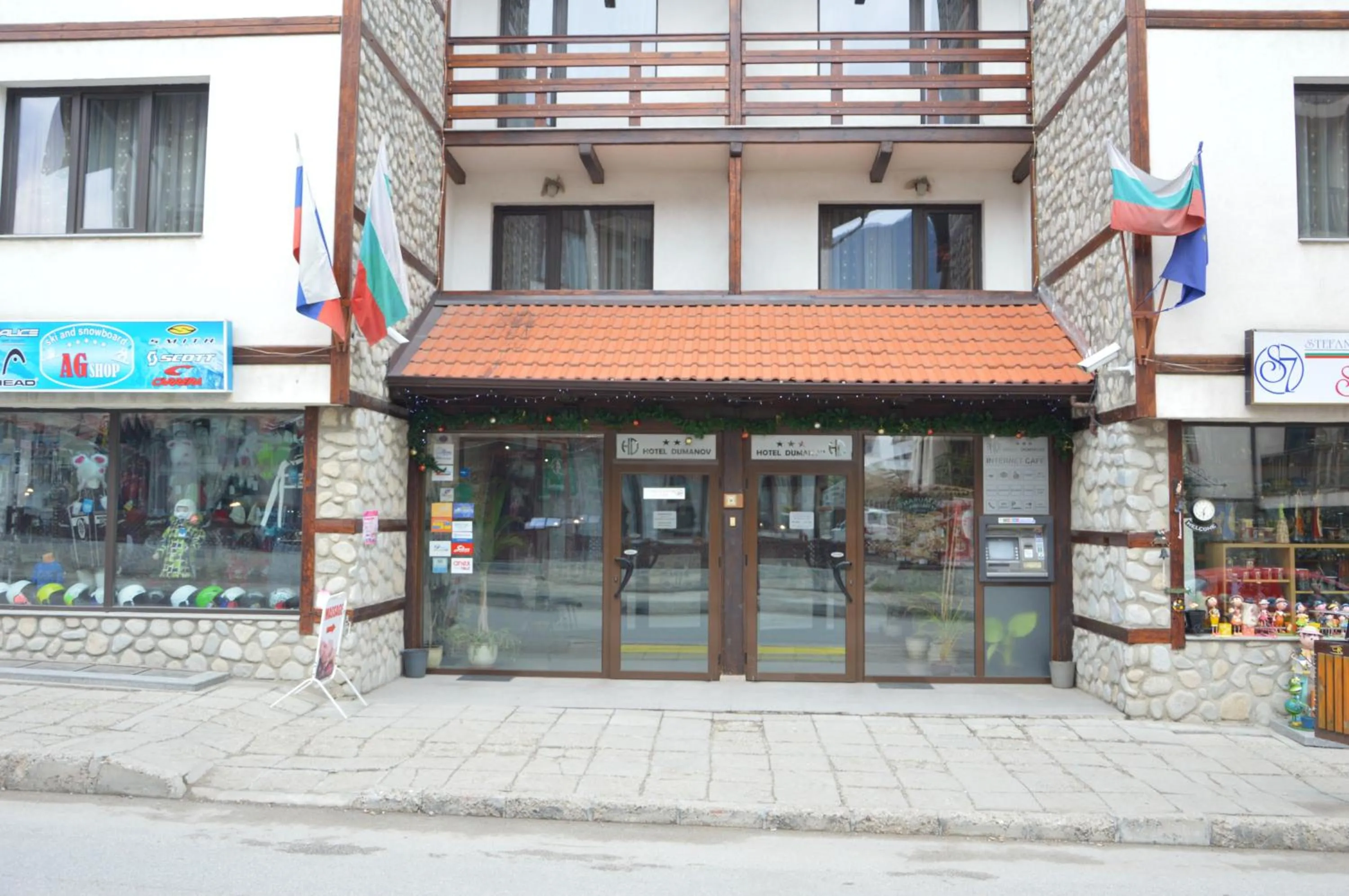 Facade/entrance in Hotel Dumanov