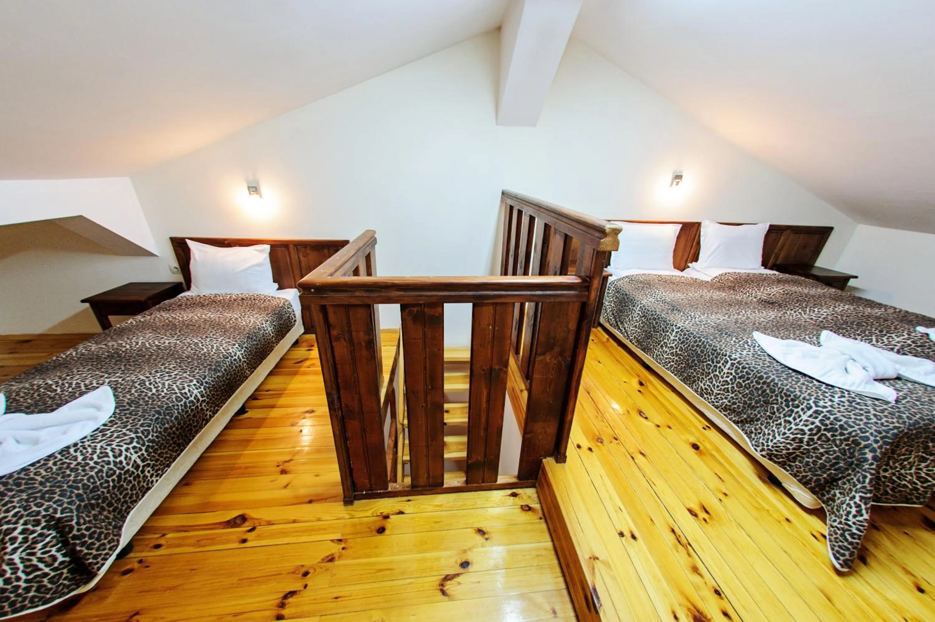 Bedroom, Bed in Hotel Dumanov