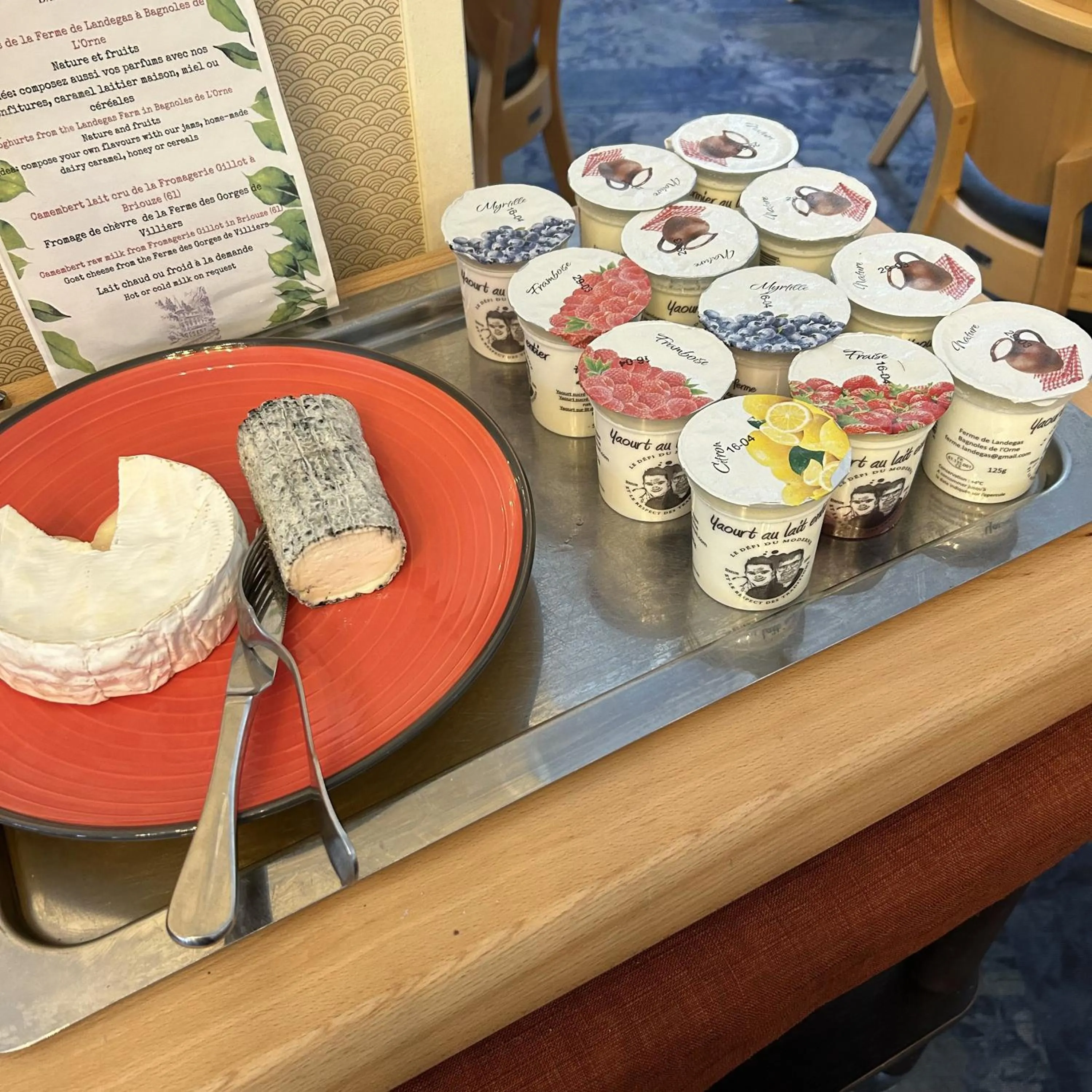 Breakfast in Brit Hotel Confort Bagnoles Normandie