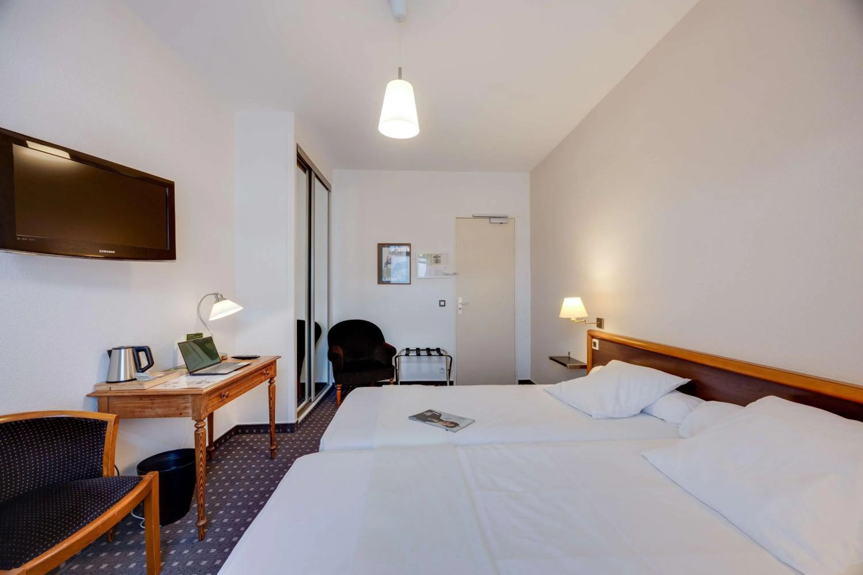 Bedroom, Bed in Brit Hotel Confort Bagnoles Normandie