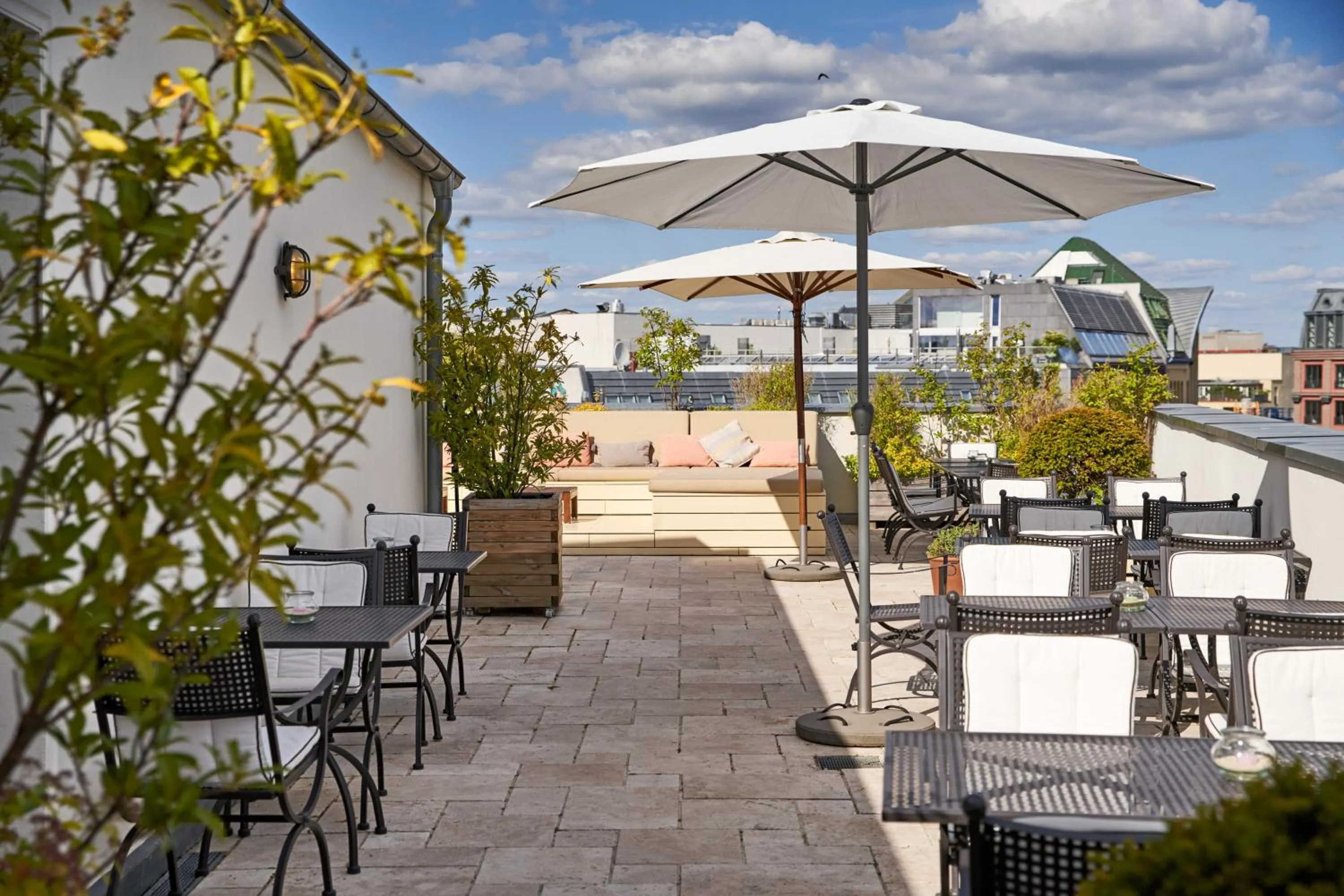 Balcony/Terrace in Monbijou Hotel