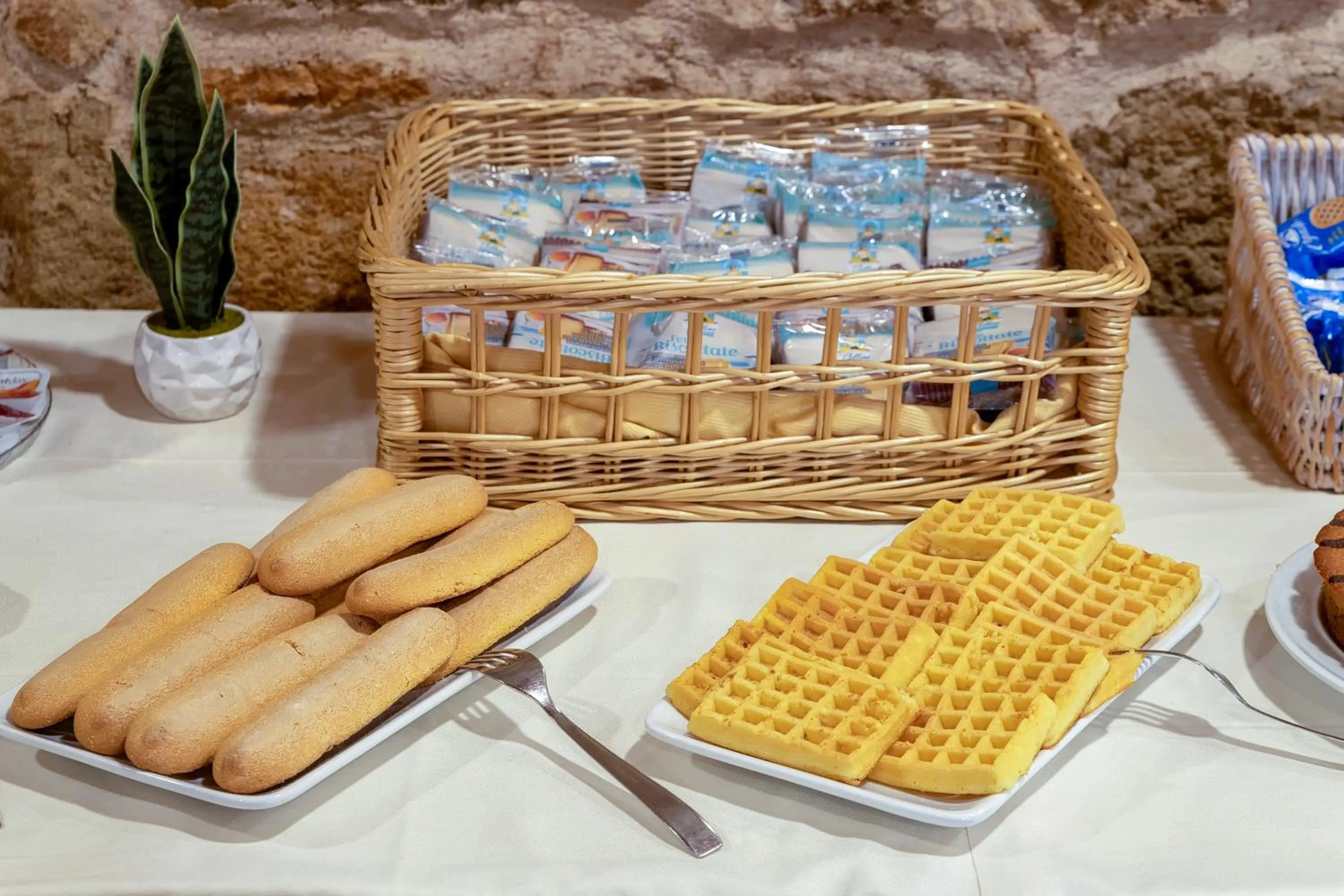 Continental breakfast in Hotel Fertilia