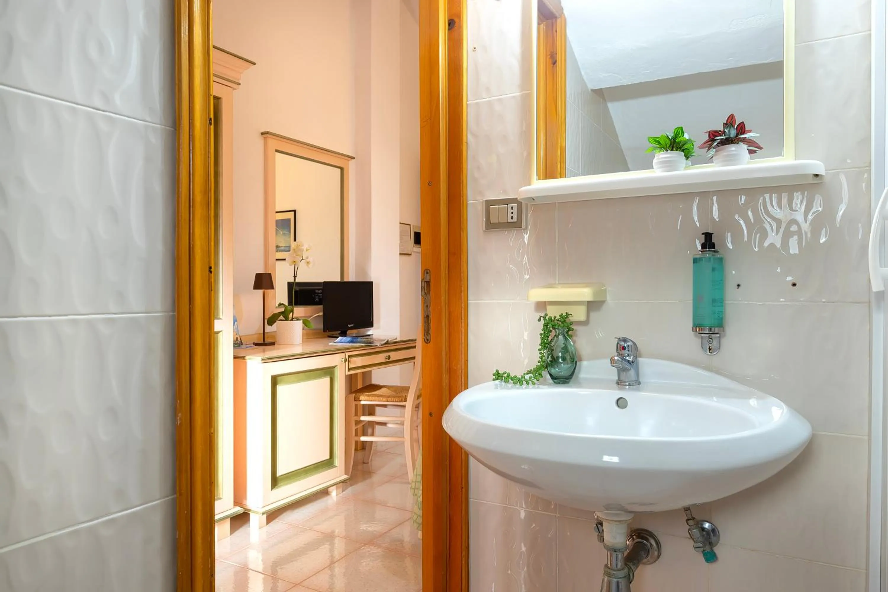 Bathroom in Hotel Fertilia