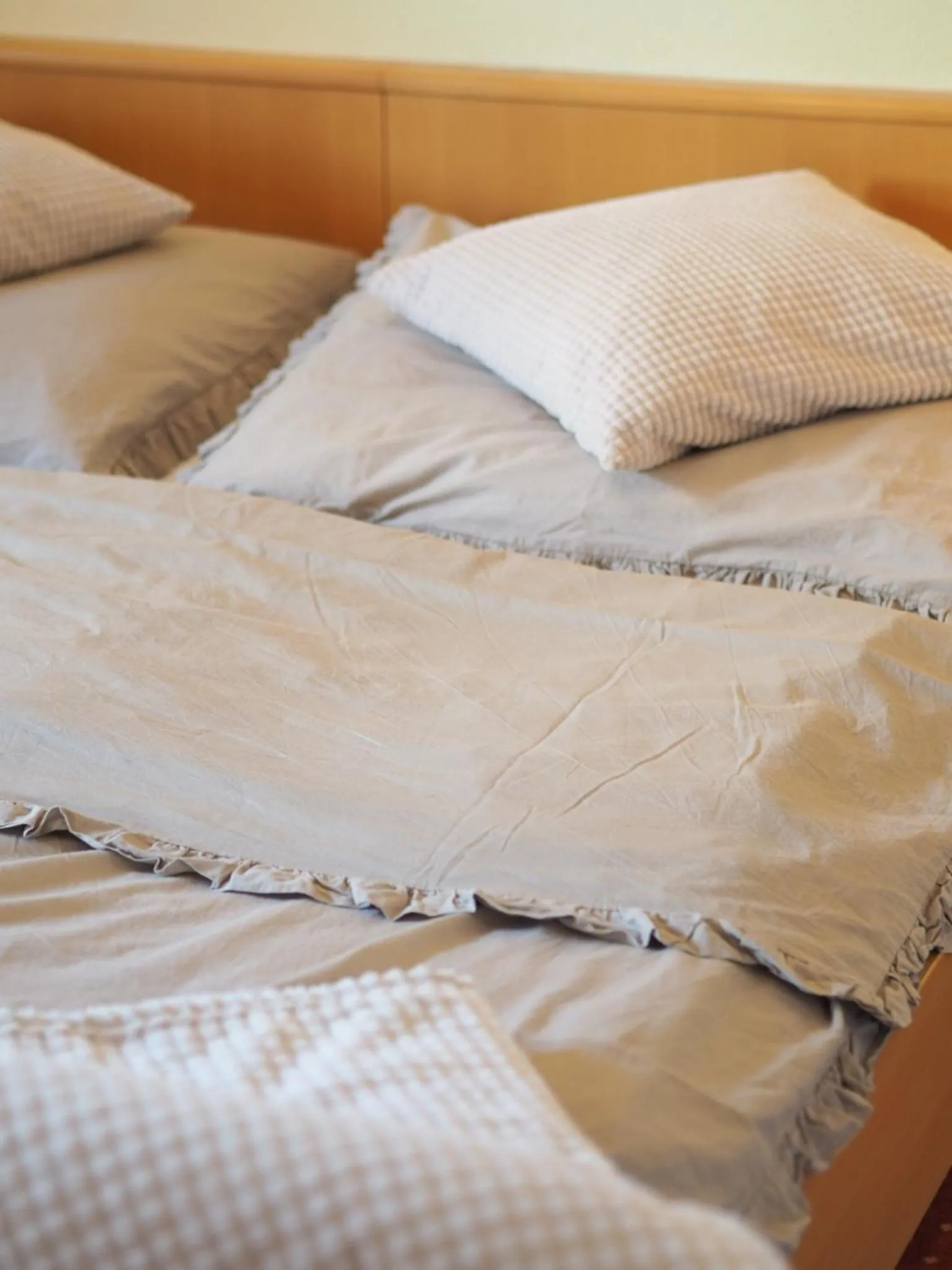 Bed in Appartement Felsenheim