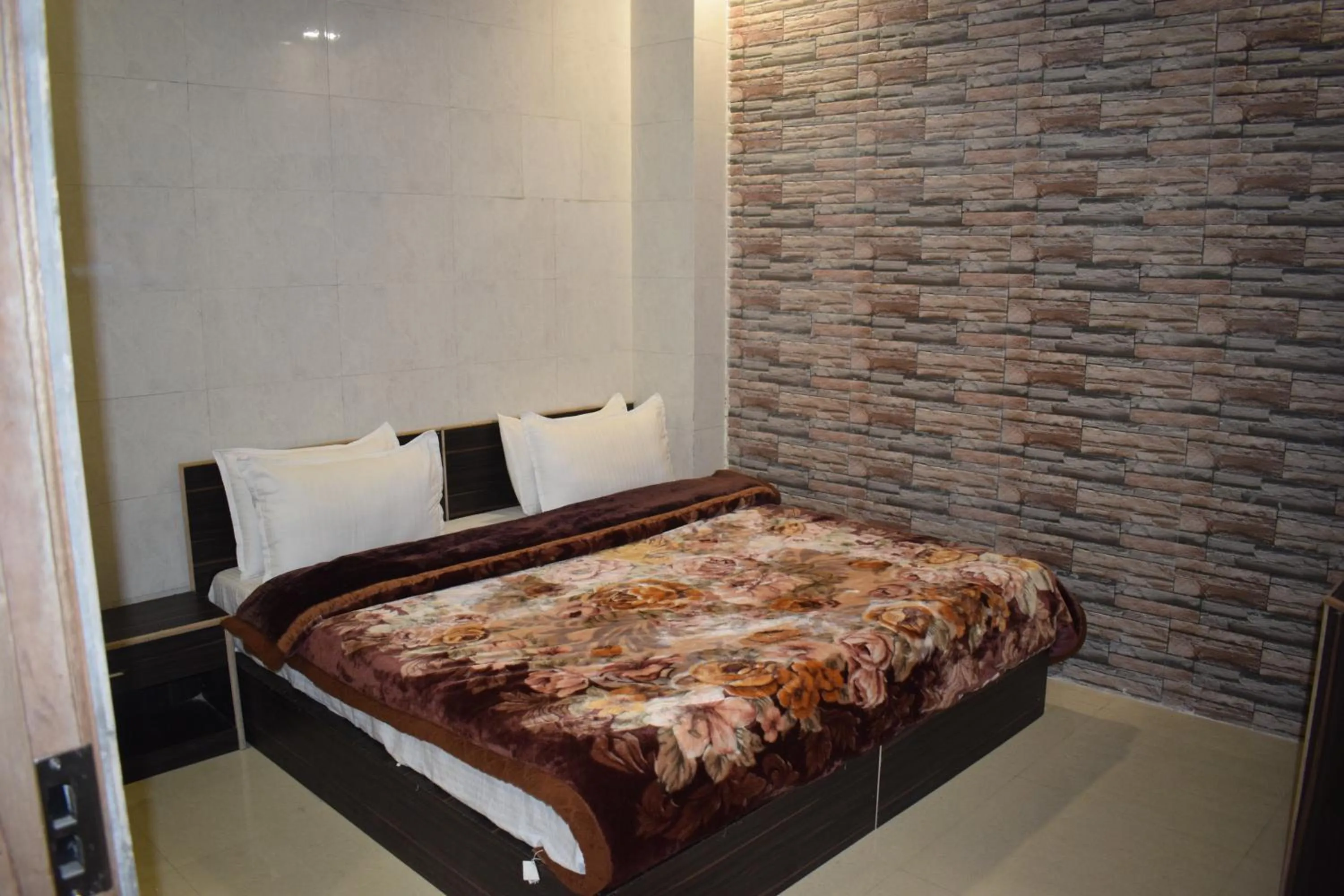 Bed in Hotel Star Light