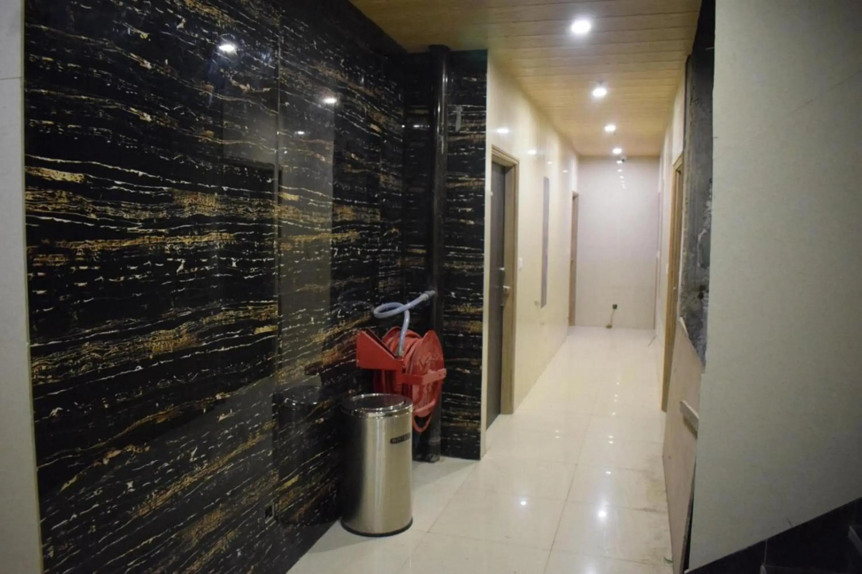 Property building in Hotel Star Light Property building in Hotel Star Light