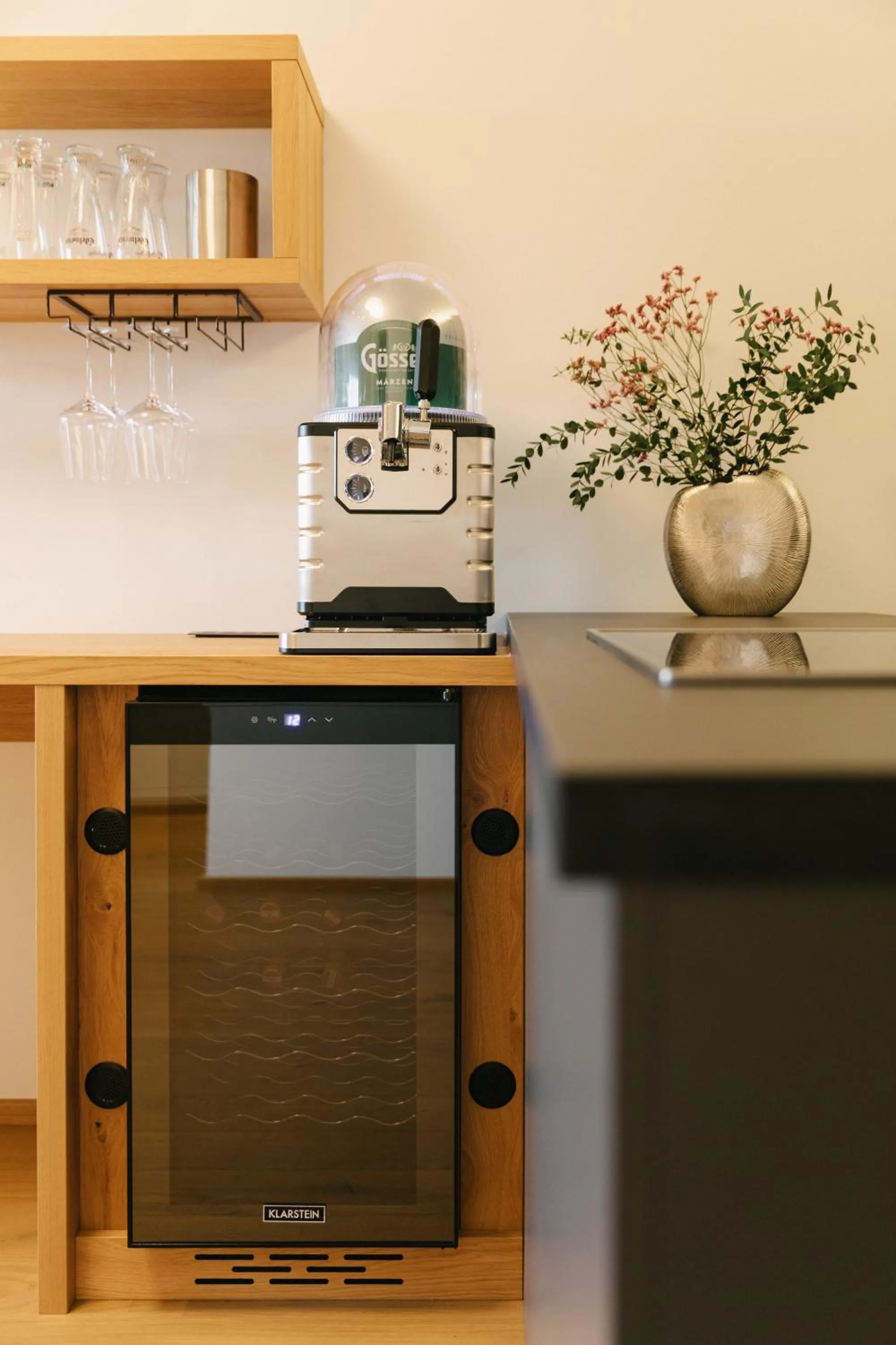 Kitchen or kitchenette in Chalet Village by Apart4you