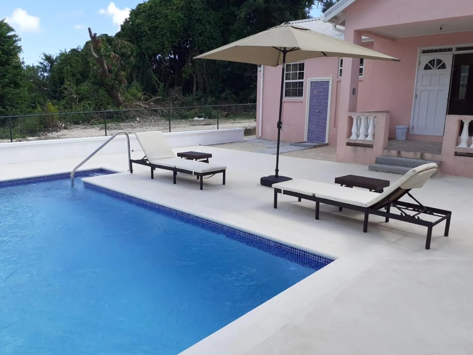Swimming pool in THE COTTAGE, SAINT DAVIDS