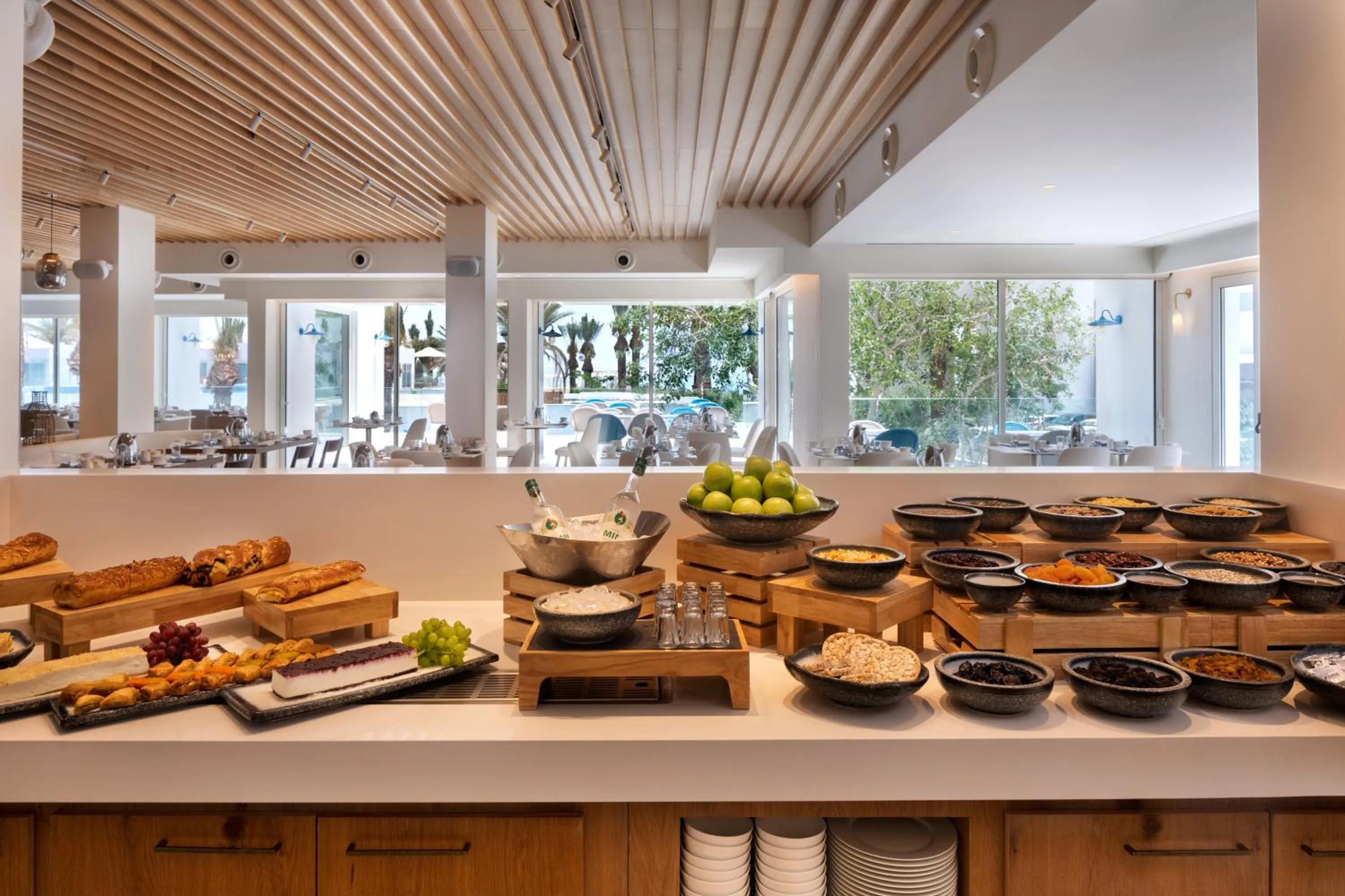 Food in Herbert Samuel Milos Dead Sea