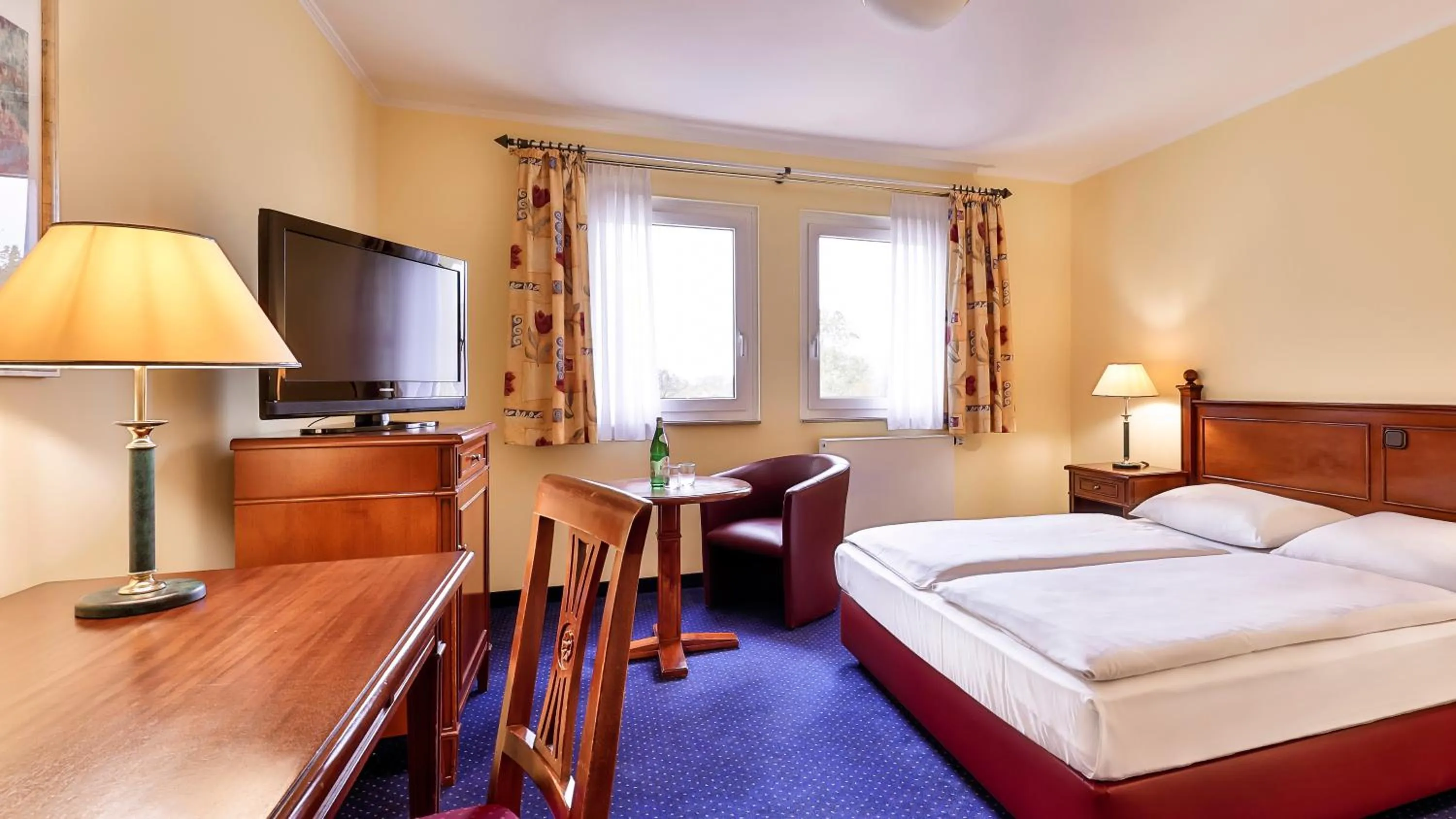 Bedroom, Bed in Dorint MARC AUREL Spa & Golf Resort