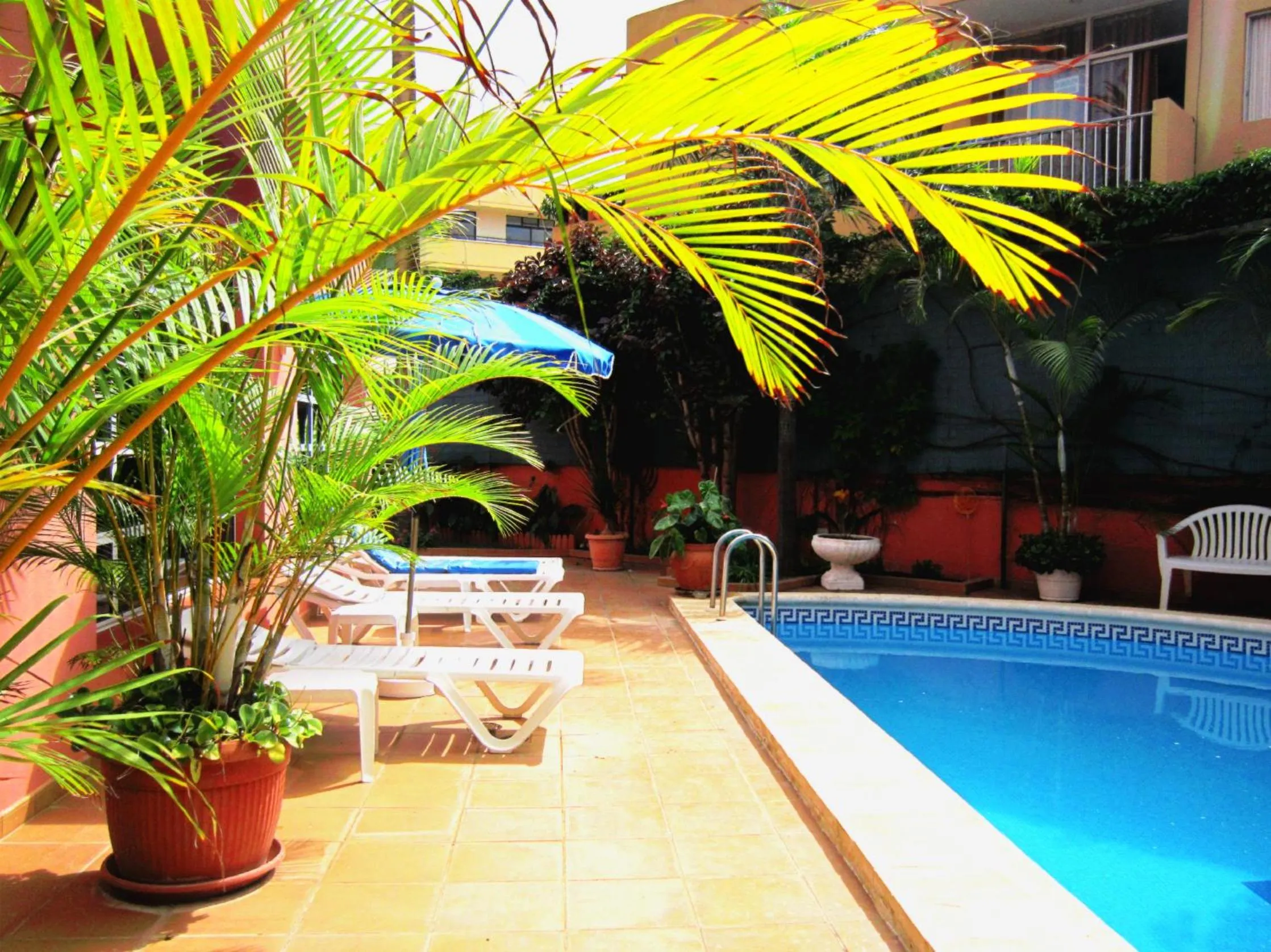 Swimming pool in Hotel Don Cándido