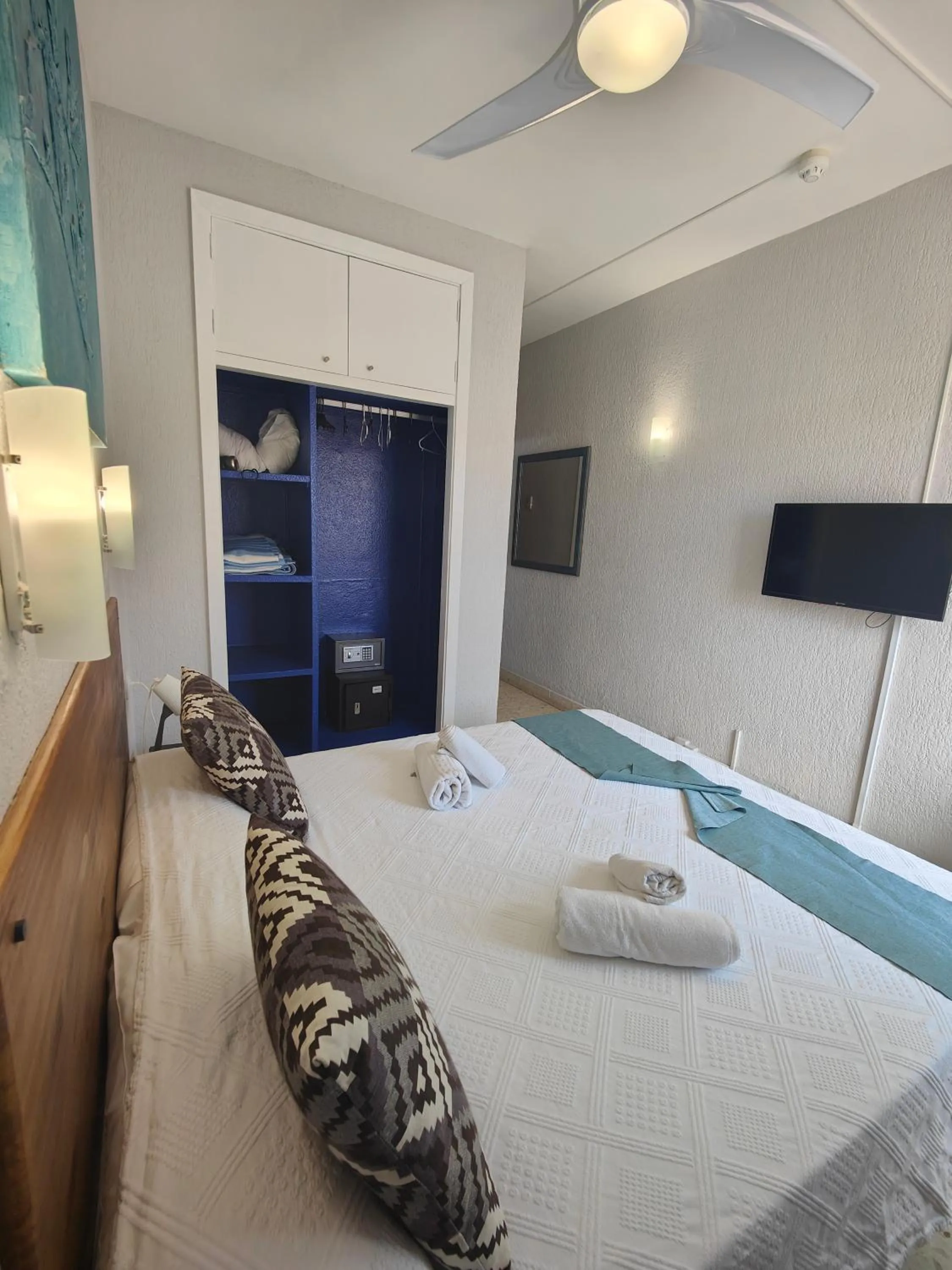 Bed in Hotel Don Cándido