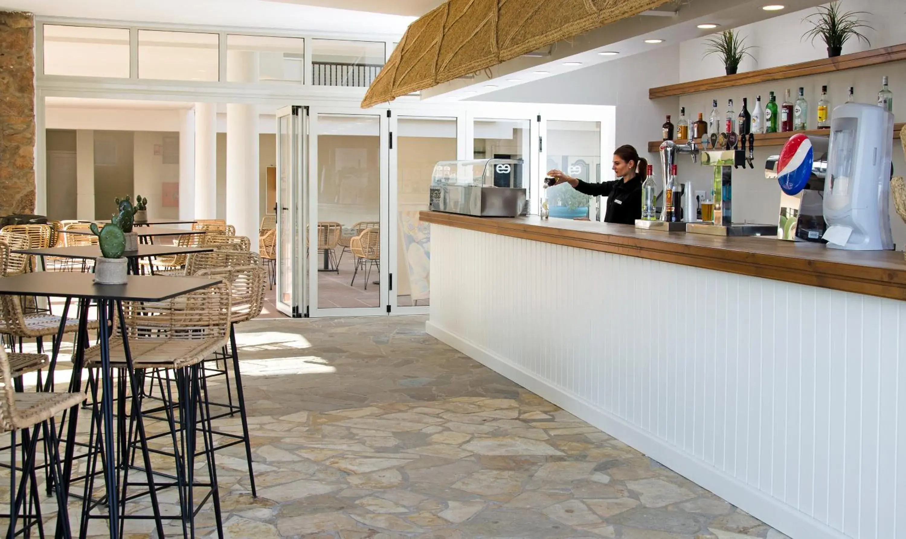 Lounge or bar in Hotel Ereza Mar - Adults Only Lounge or bar in Hotel Ereza Mar - Adults Only