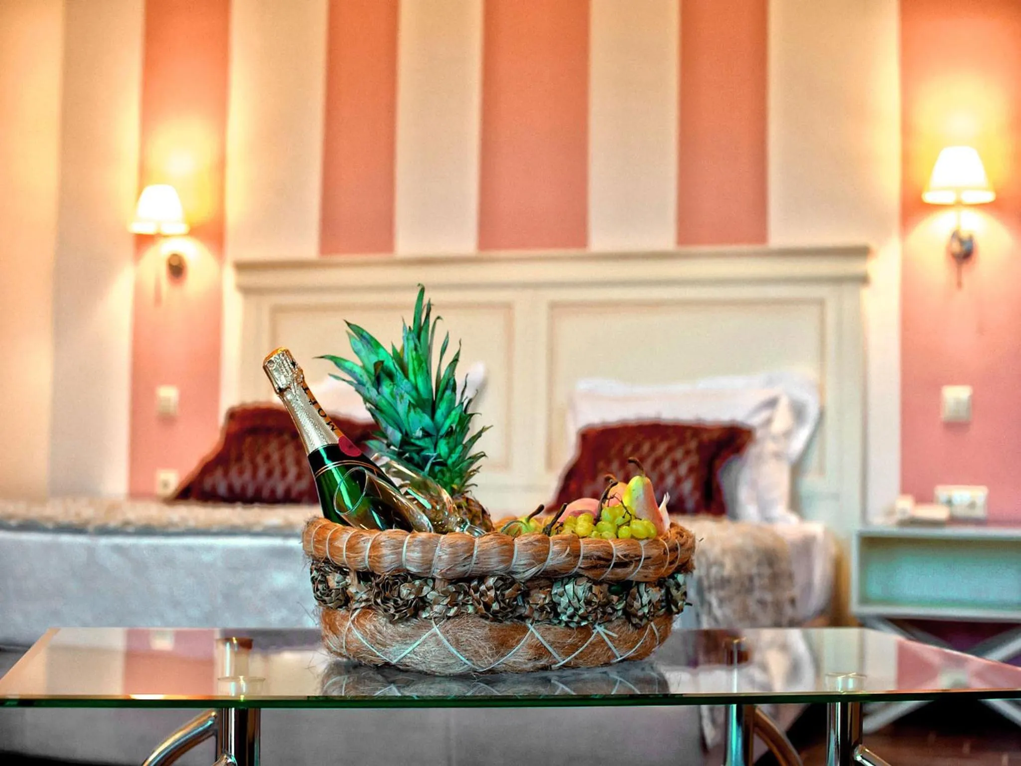 Photo of the whole room in Enastron View Hotel