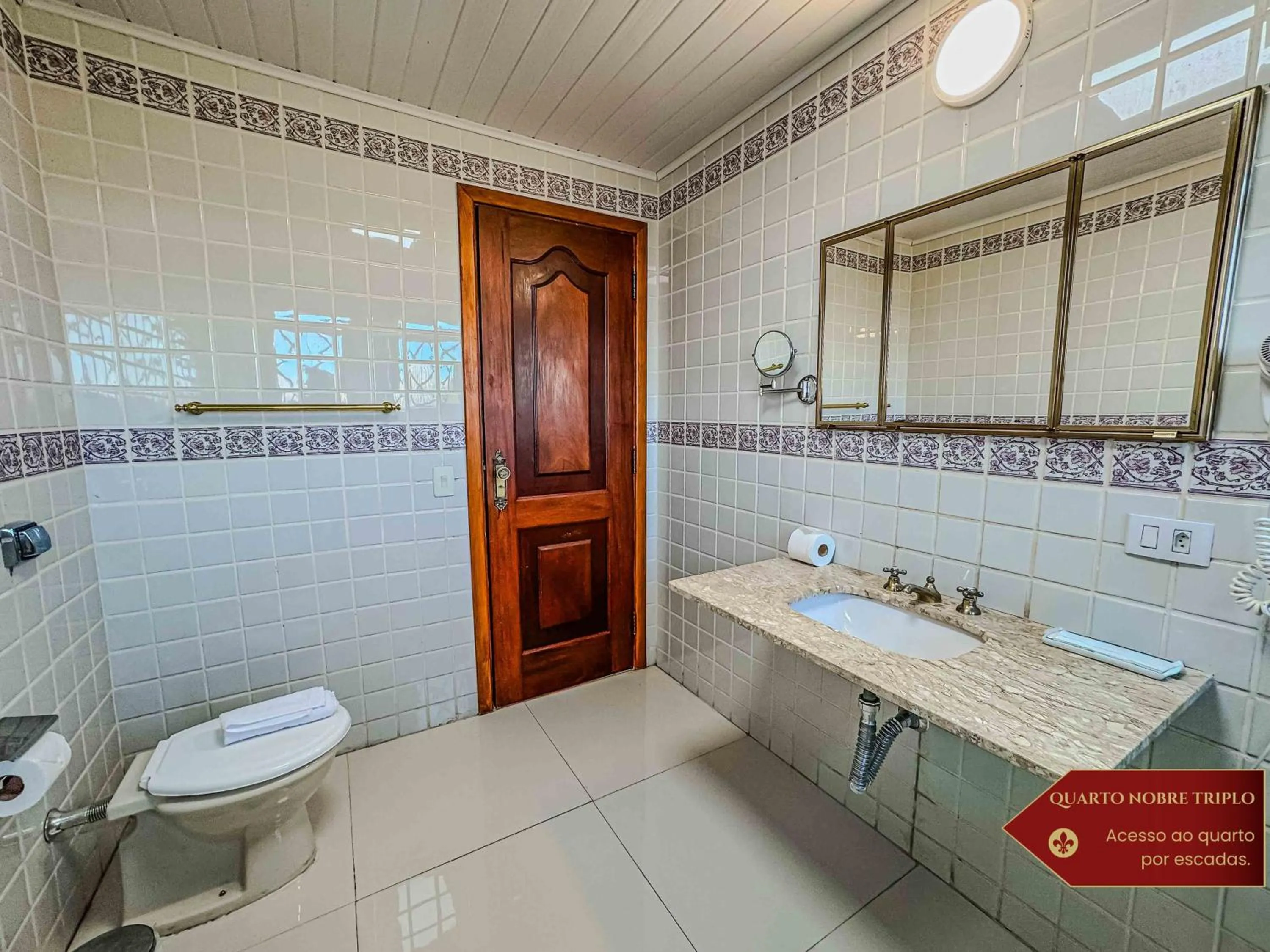 Bathroom in Hotel Castelo Nacional Inn Campos do Jordão