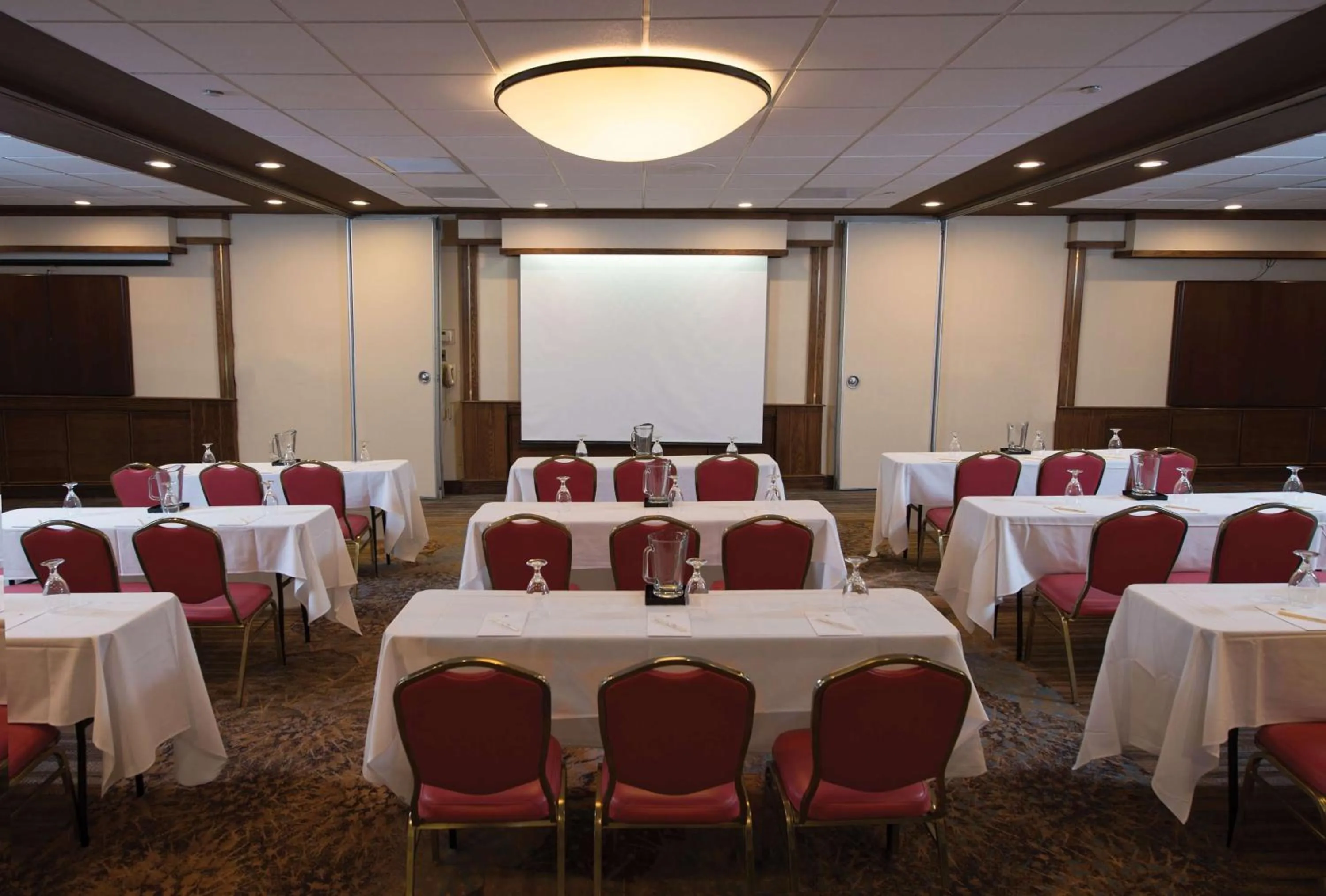 Meeting/conference room in DoubleTree Suites by Hilton Tucson-Williams Center