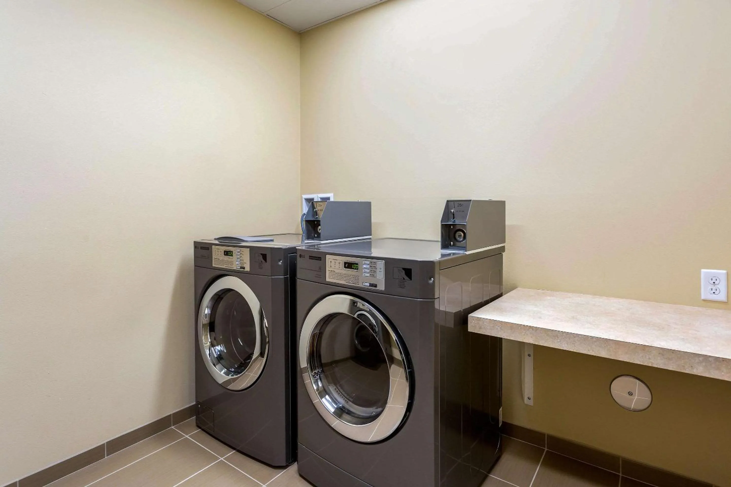 Other in Comfort Suites Burlington near I-5