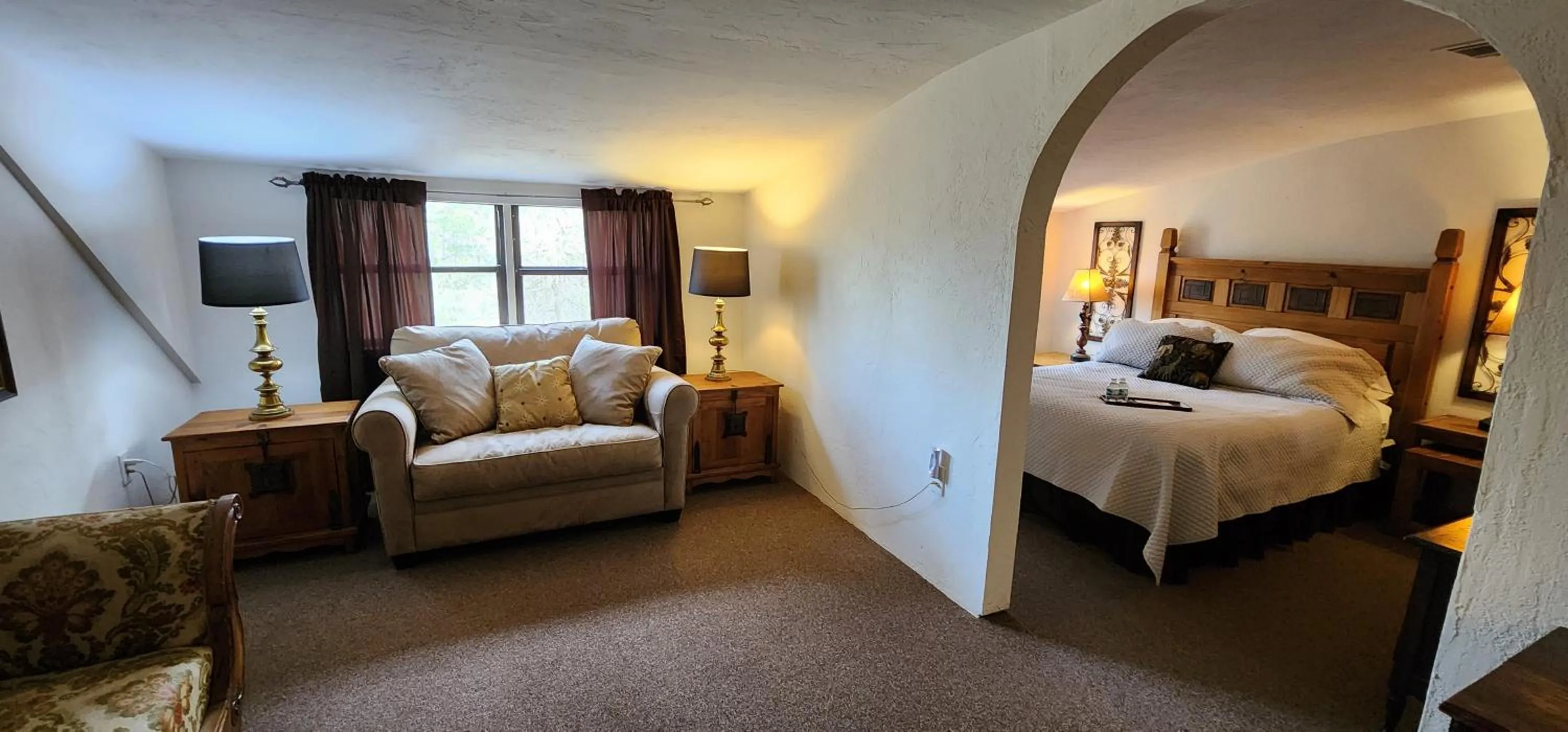 Bed in Lily Creek Lodge