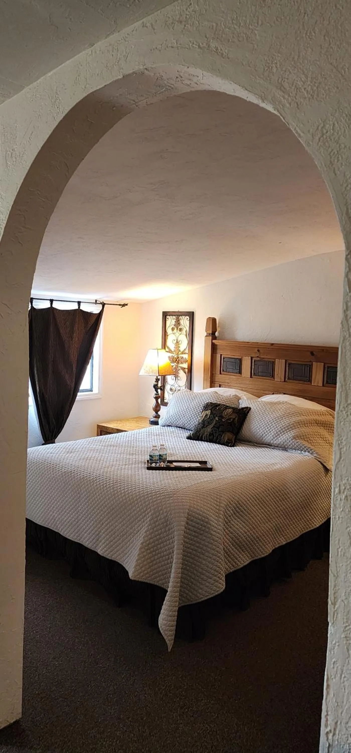 Bed in Lily Creek Lodge