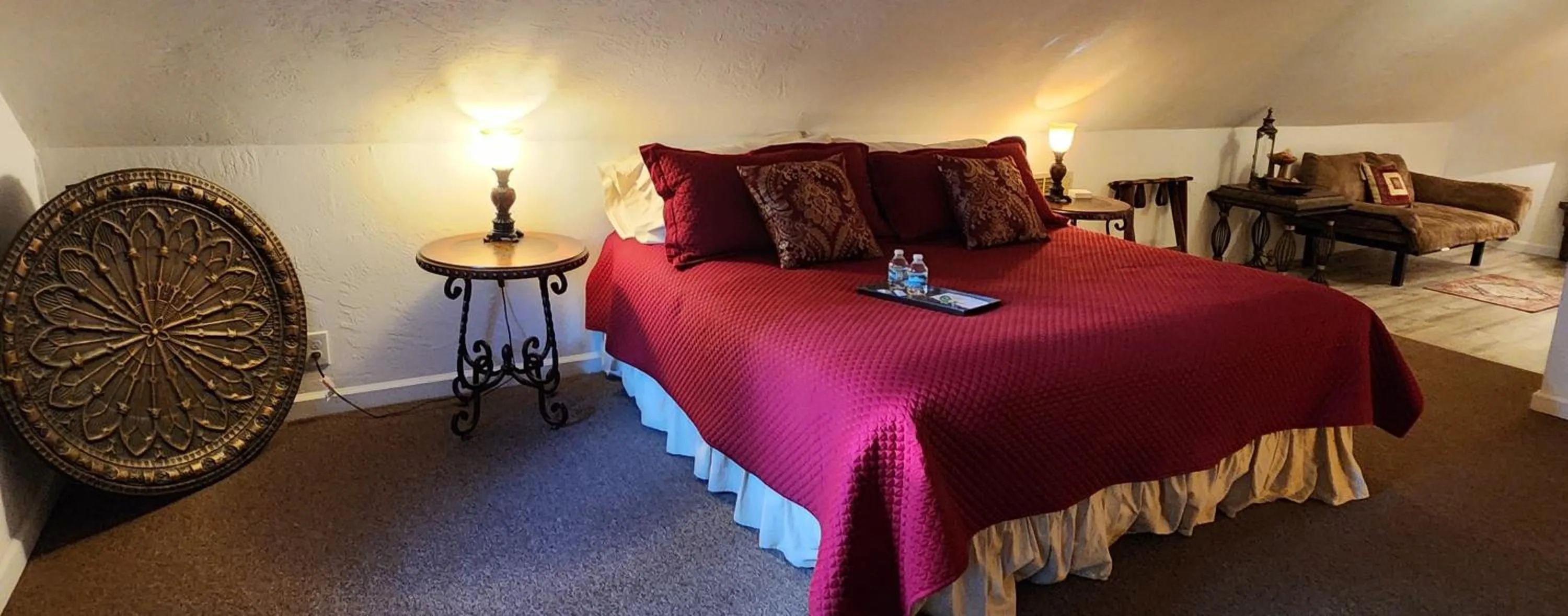 Bed in Lily Creek Lodge