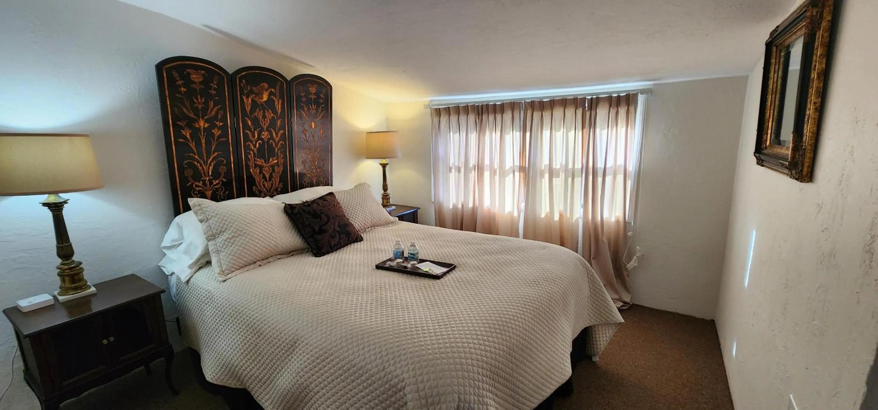 Bed in Lily Creek Lodge