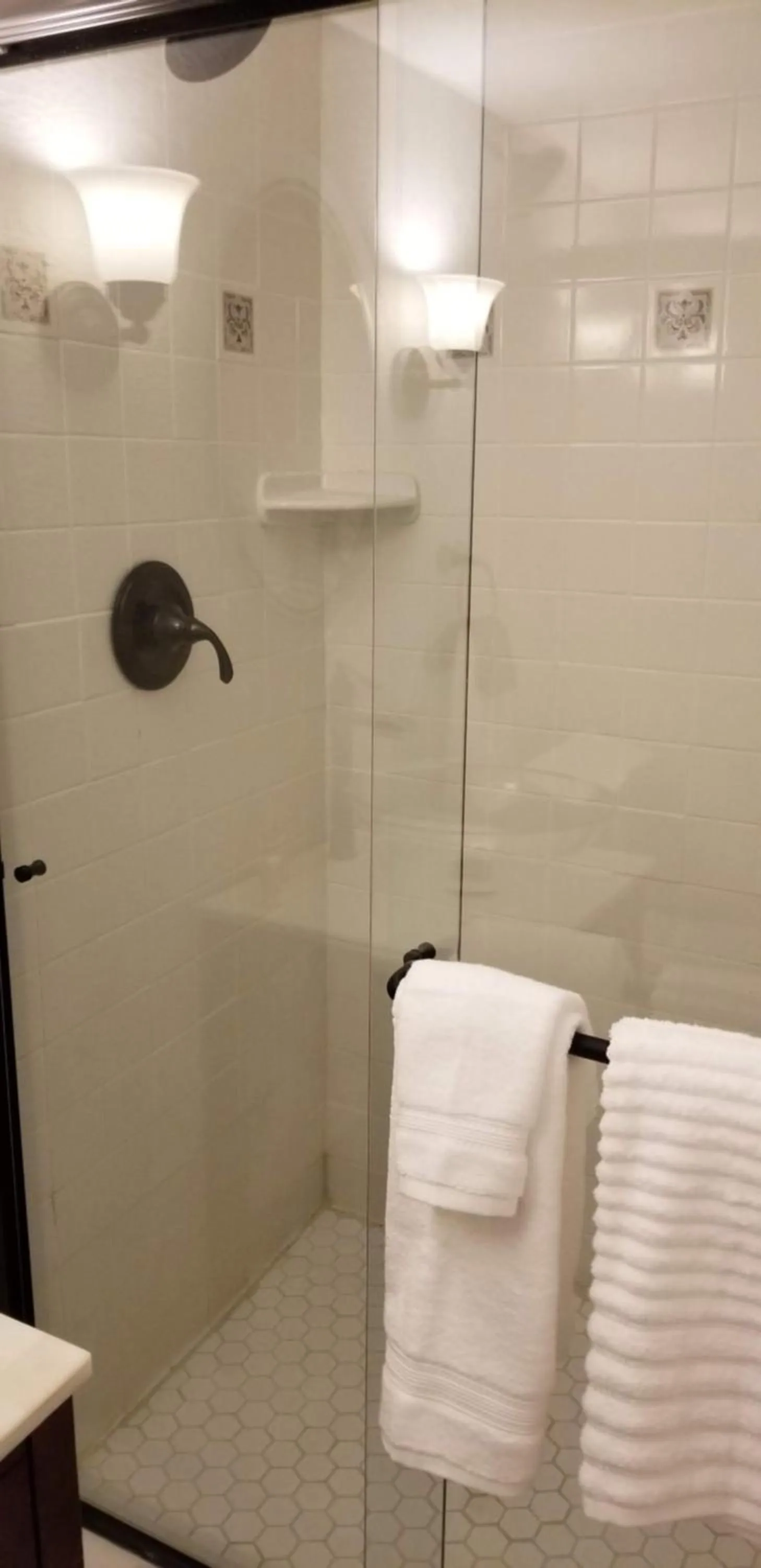 Bathroom in Lily Creek Lodge