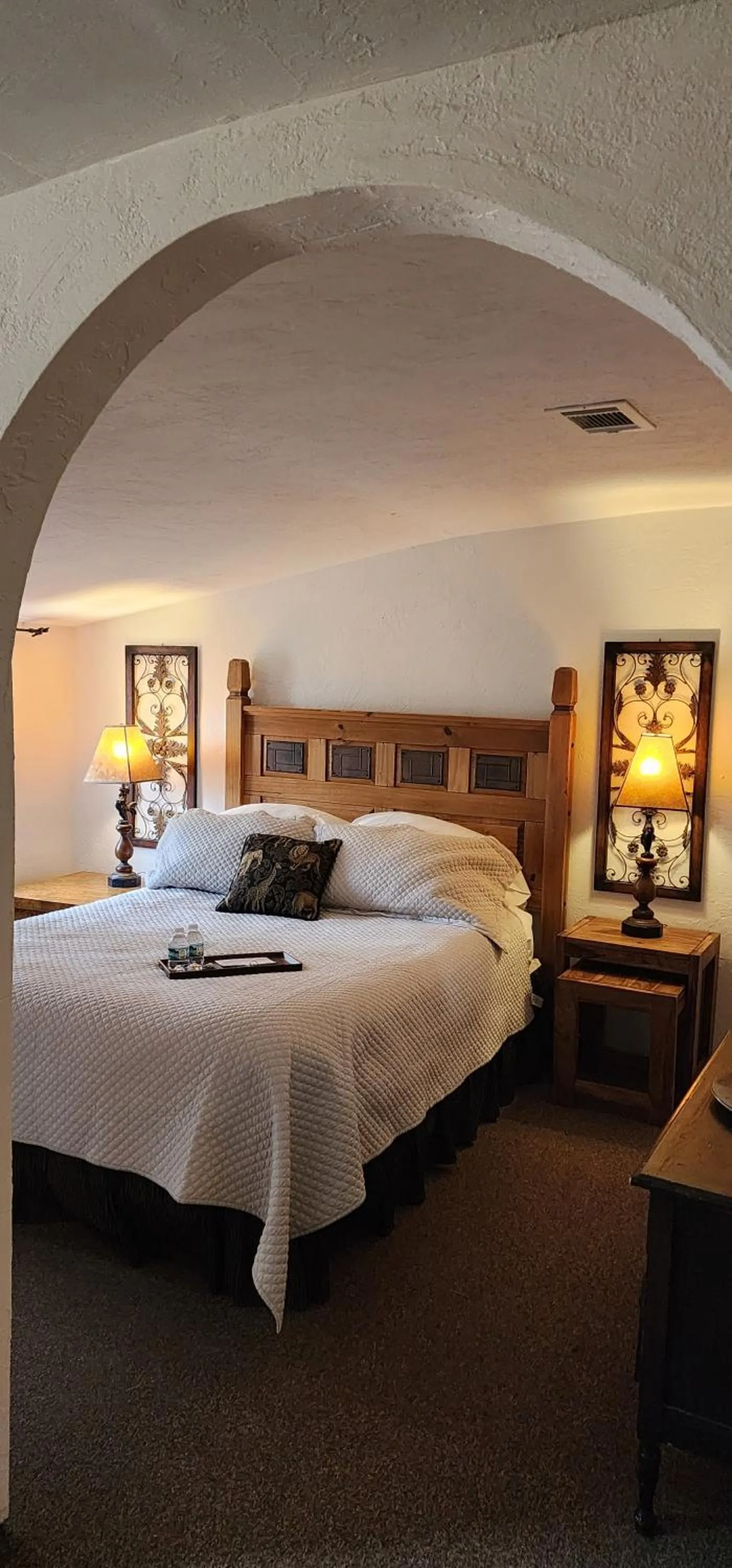 Bed in Lily Creek Lodge