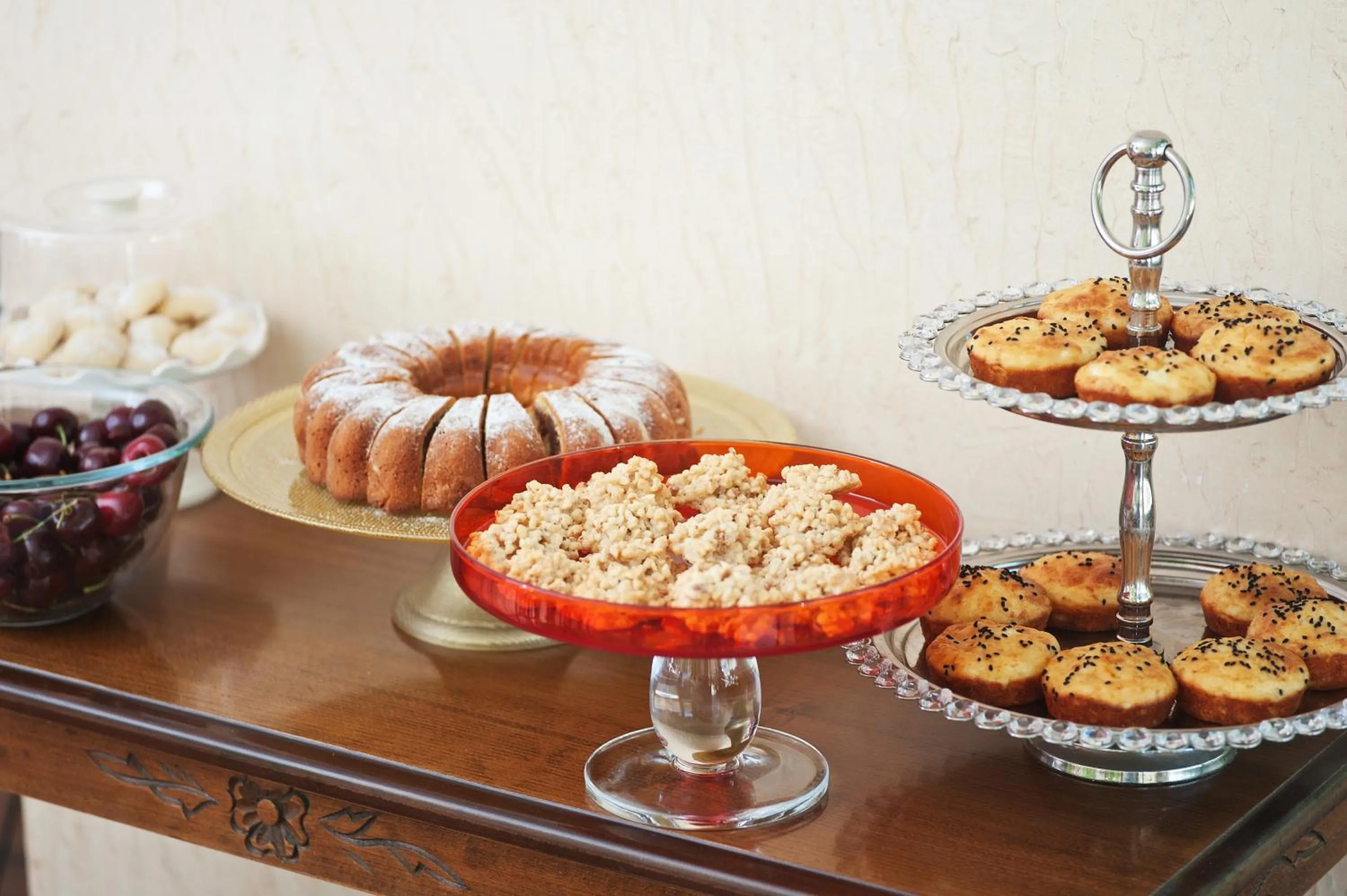 Buffet breakfast in Triana Hotel