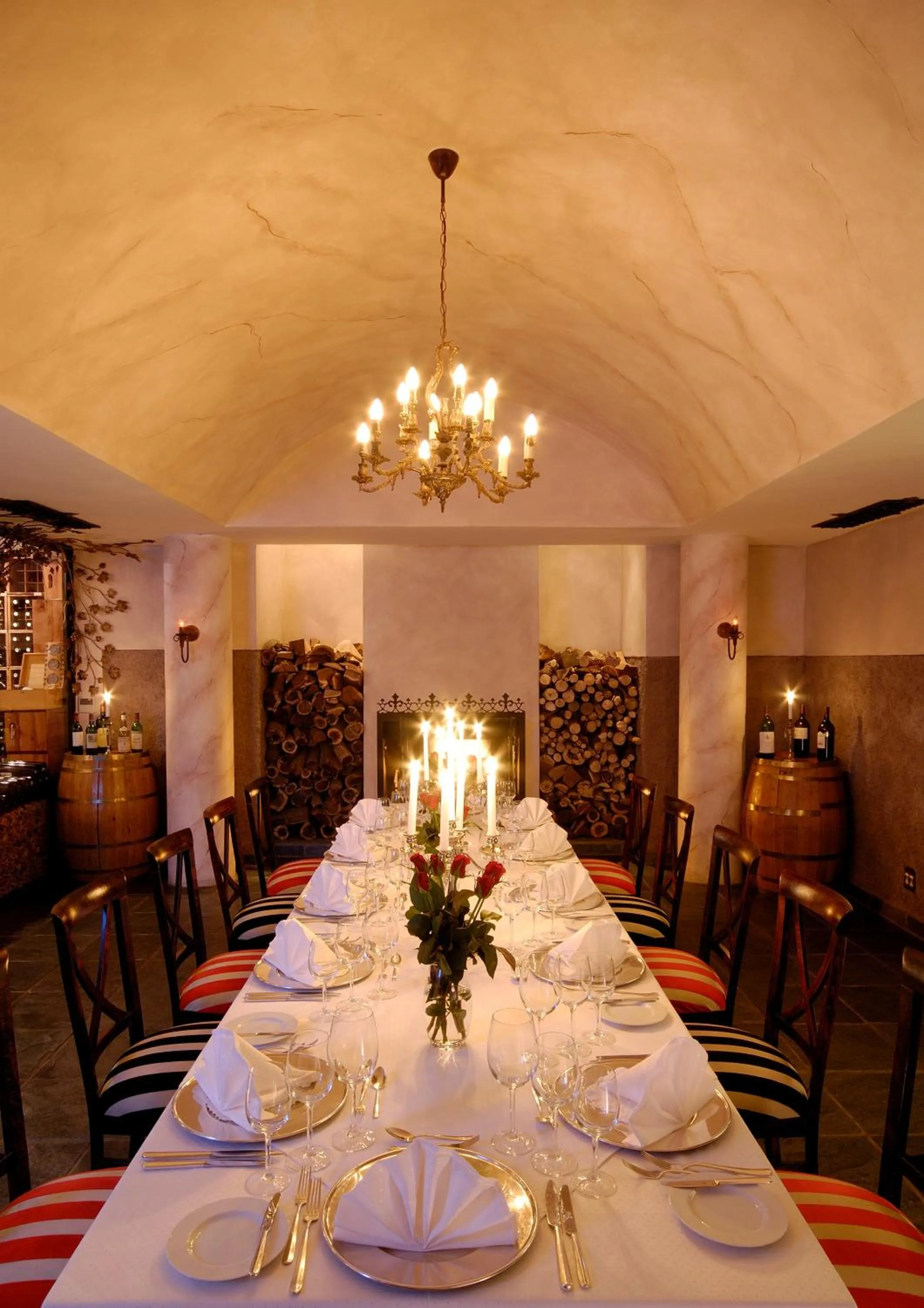 Restaurant/places to eat in Heinitzburg Boutique Hotel