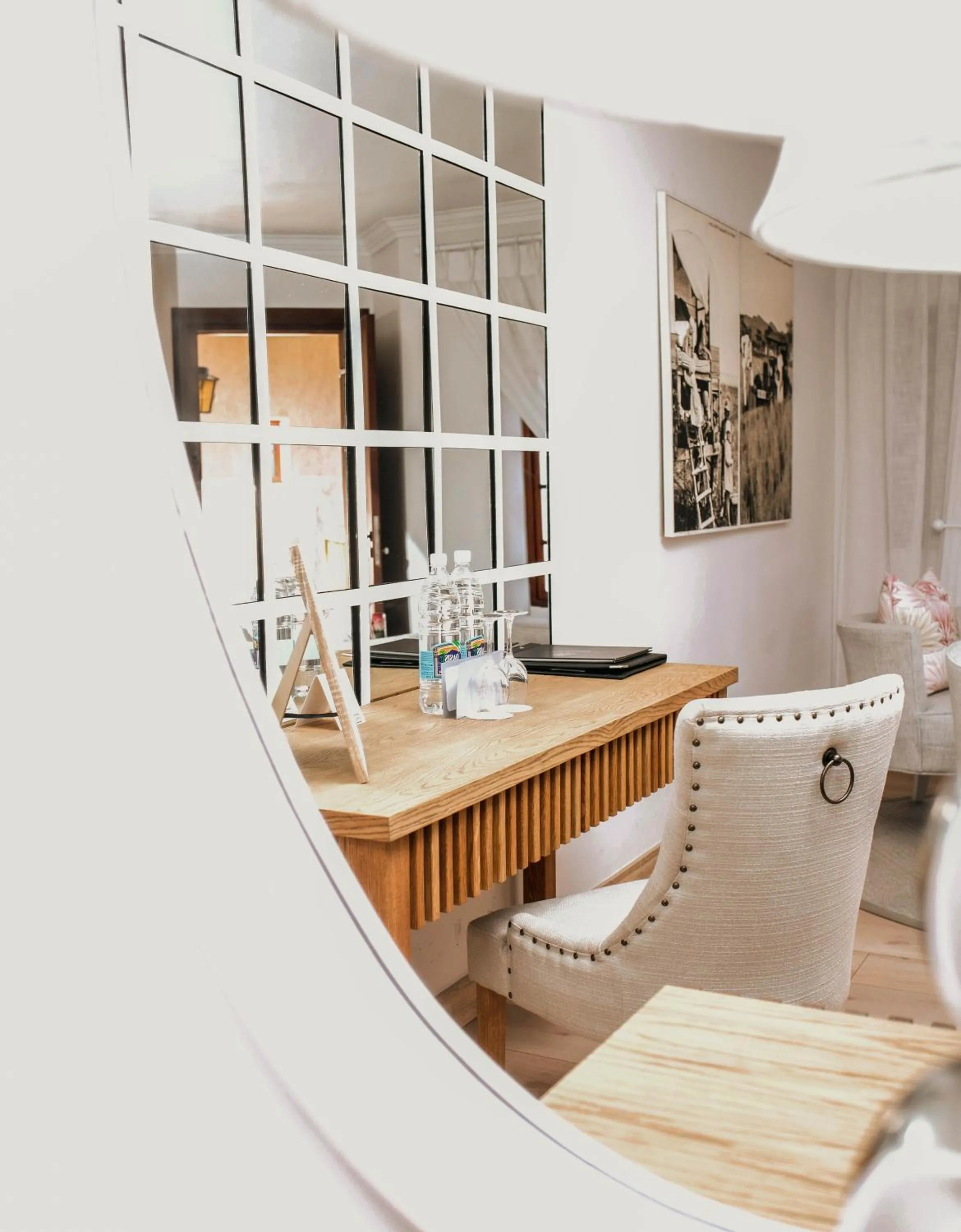 Seating area in Heinitzburg Boutique Hotel