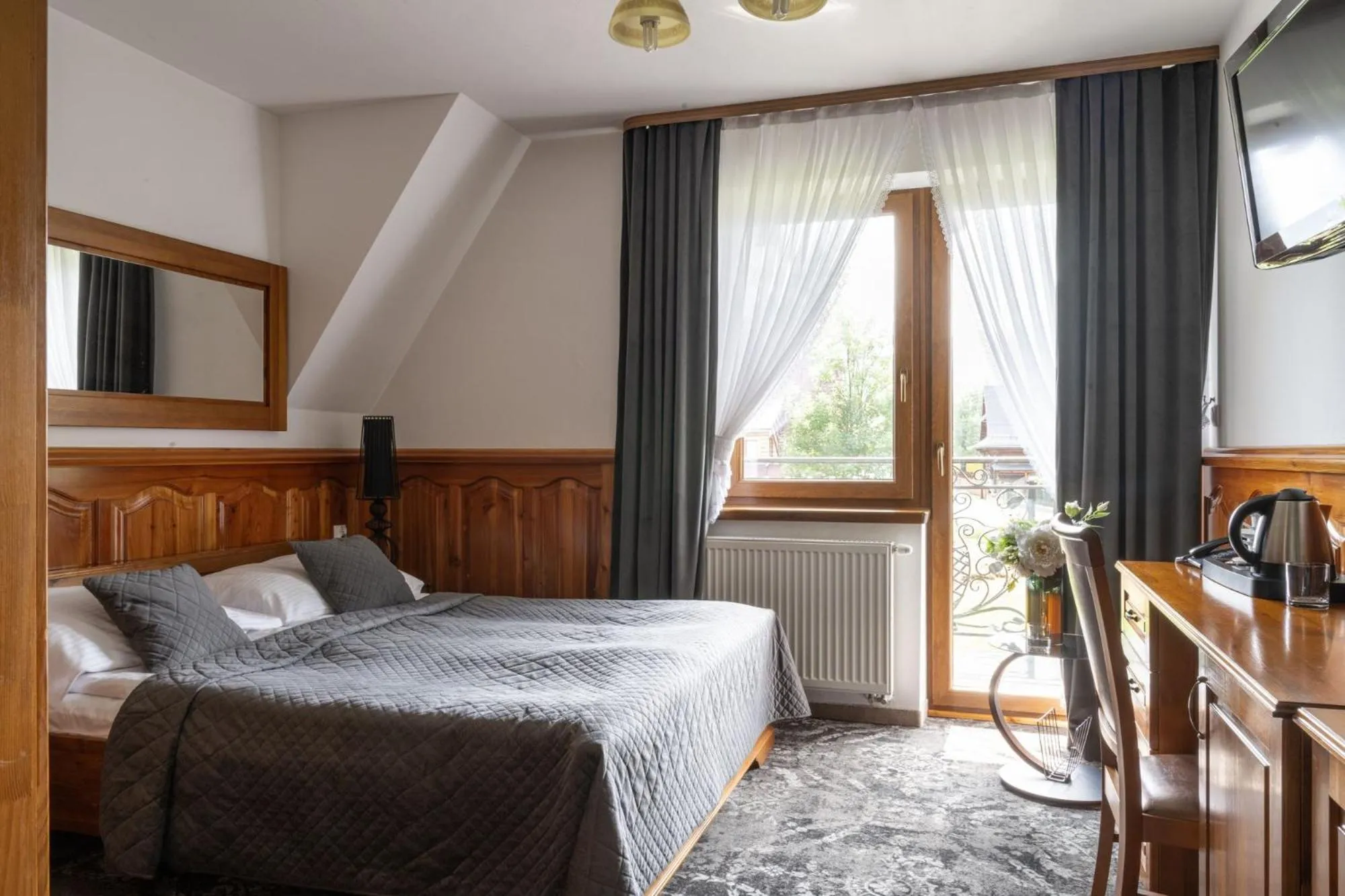 Bed in Sądelski Dwór Medical & SPA