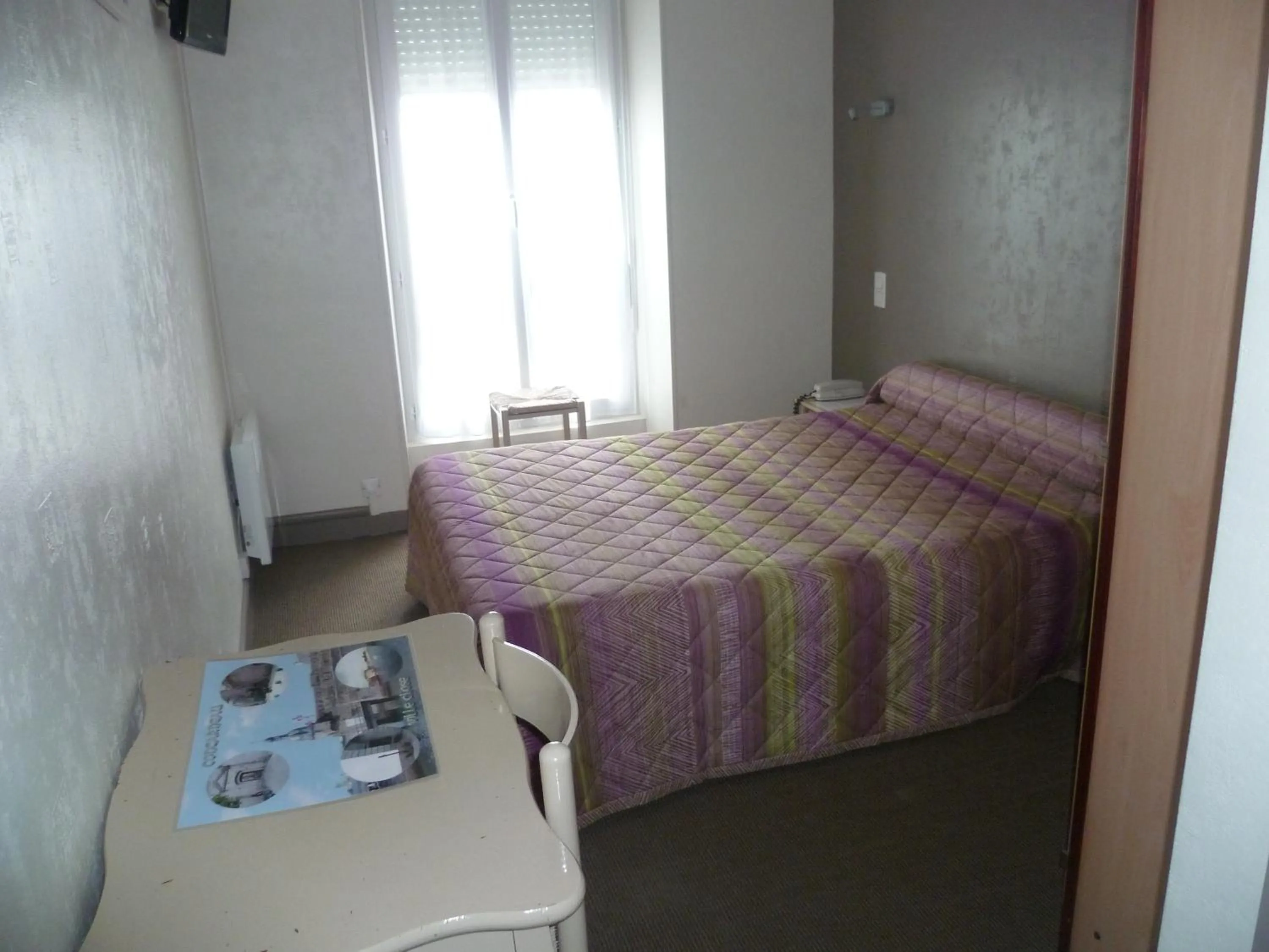 Photo of the whole room, Bed in Hotel Du Port