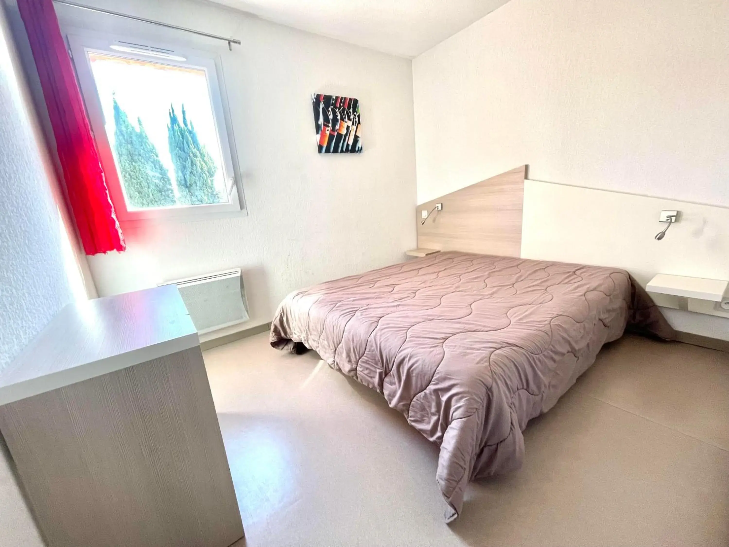 Bedroom in Terres de France - Le Domaine de Bacchus Bedroom in Terres de France - Le Domaine de Bacchus