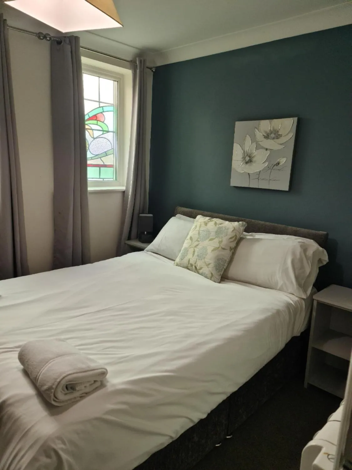 Bedroom, Bed in Tees Valley Apartments