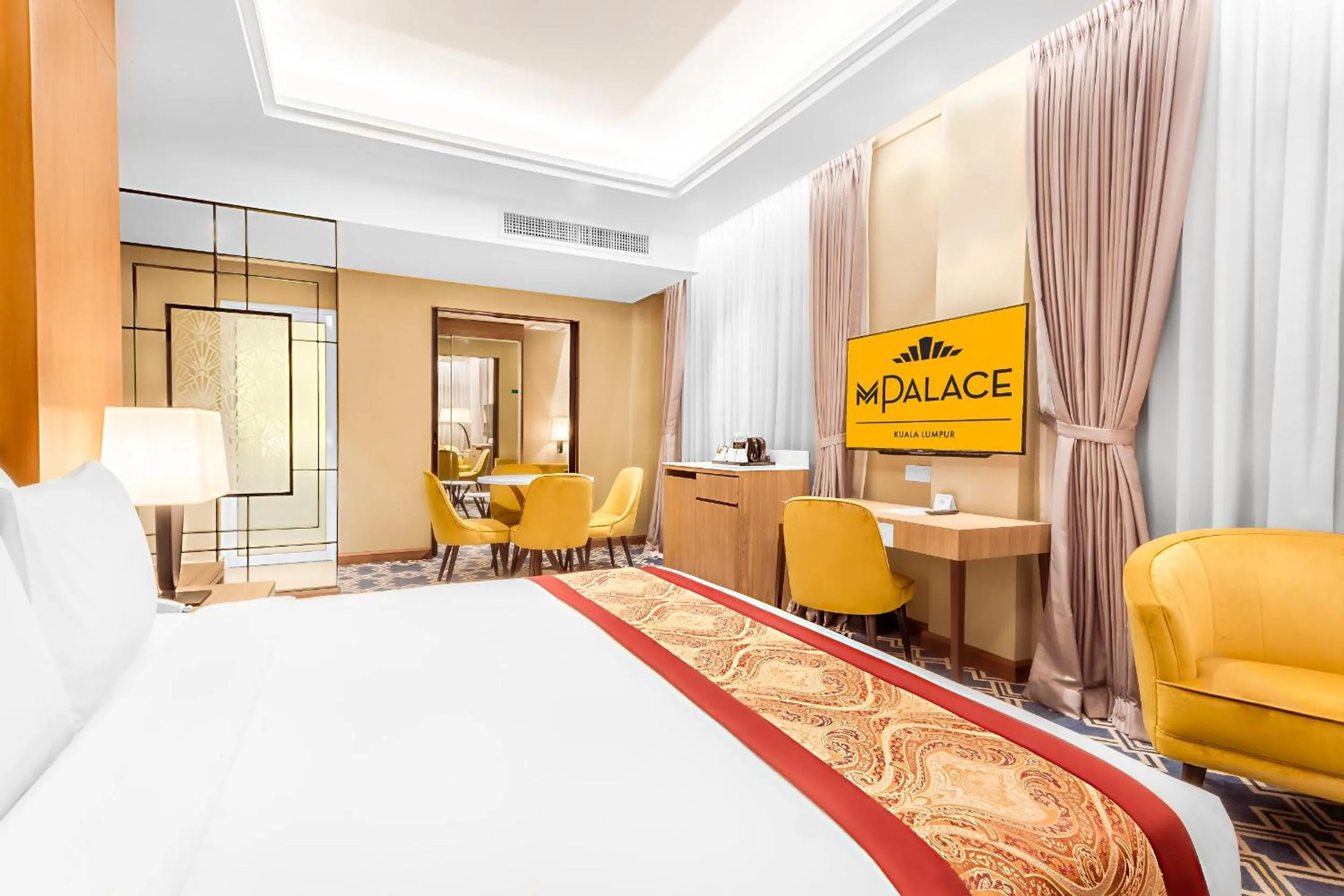 Bed in MPalace Hotel KL