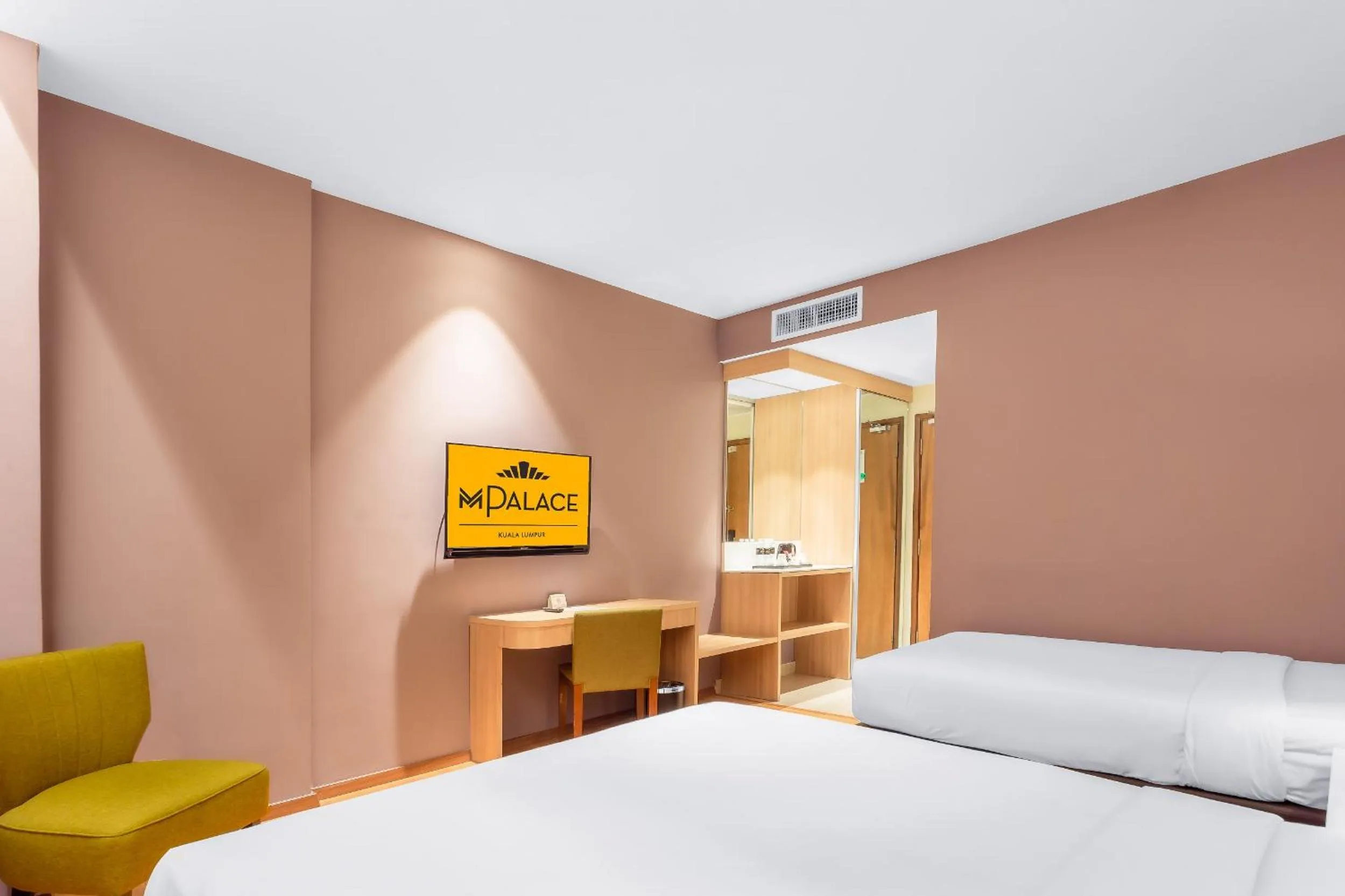 Bed in MPalace Hotel KL